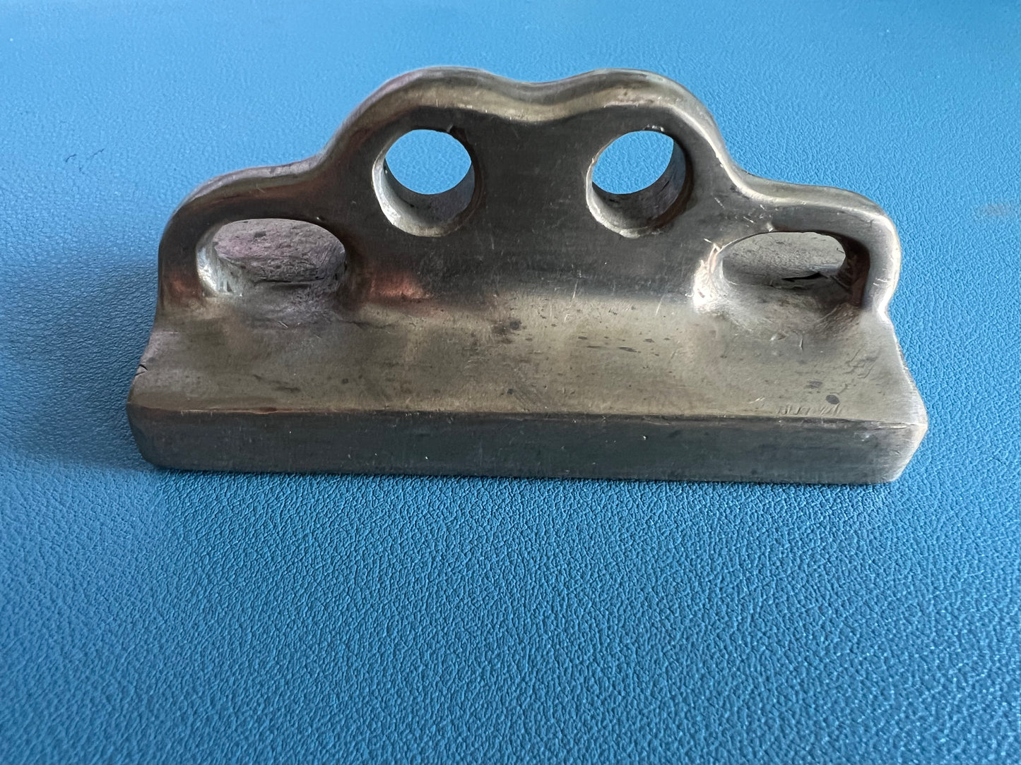 Bronze Back Stay Car