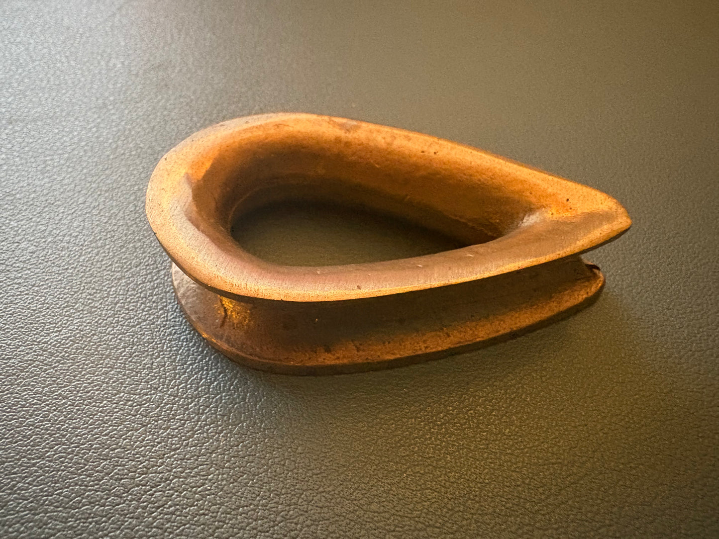 Bronze Open Thimble 3/8"