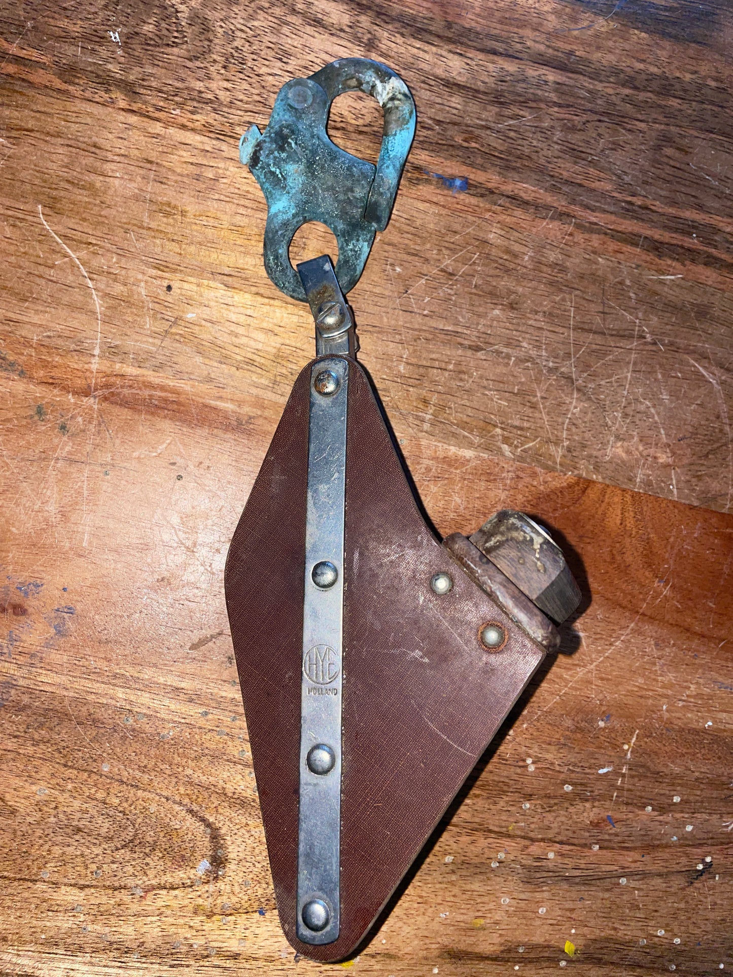 Tufnol Swivel Fiddle Block With Cam Cleat & Bronze Shackle - 1 7/8” & 1” Sheaves - 3/8” Line