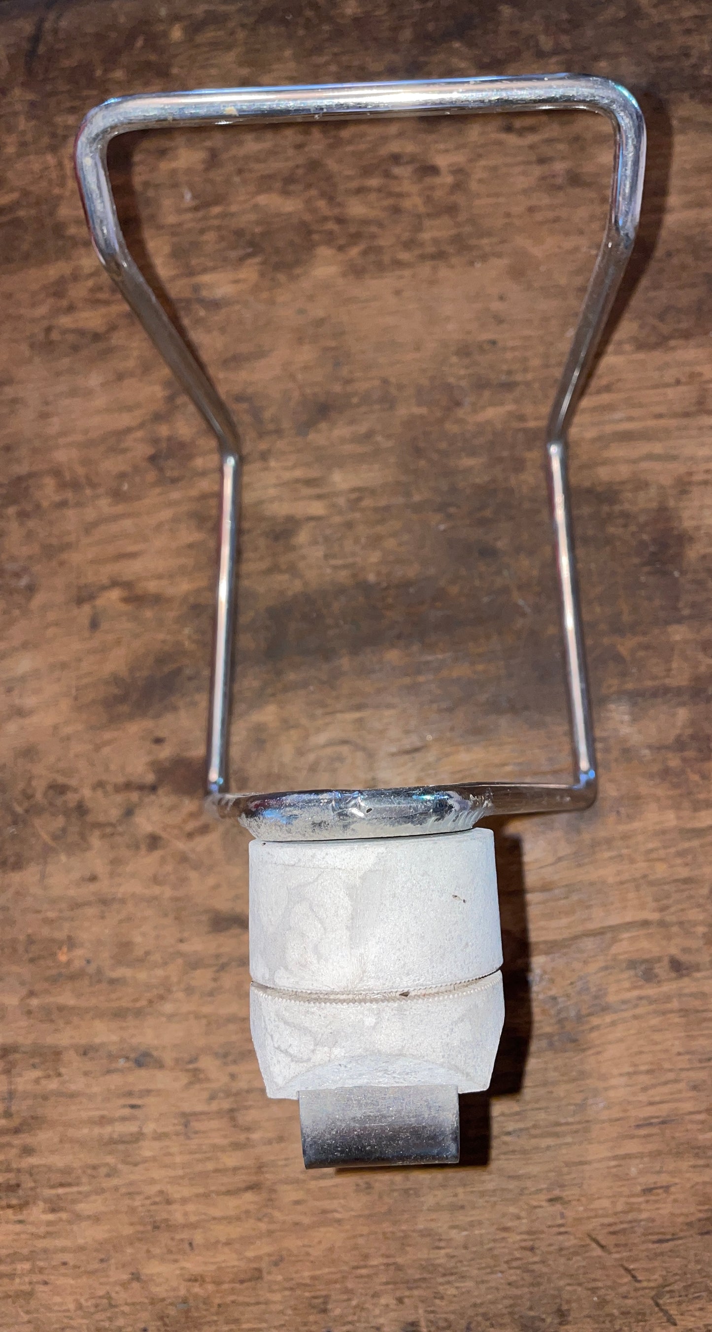 1” Rail Mount Horseshoe Ring Holder