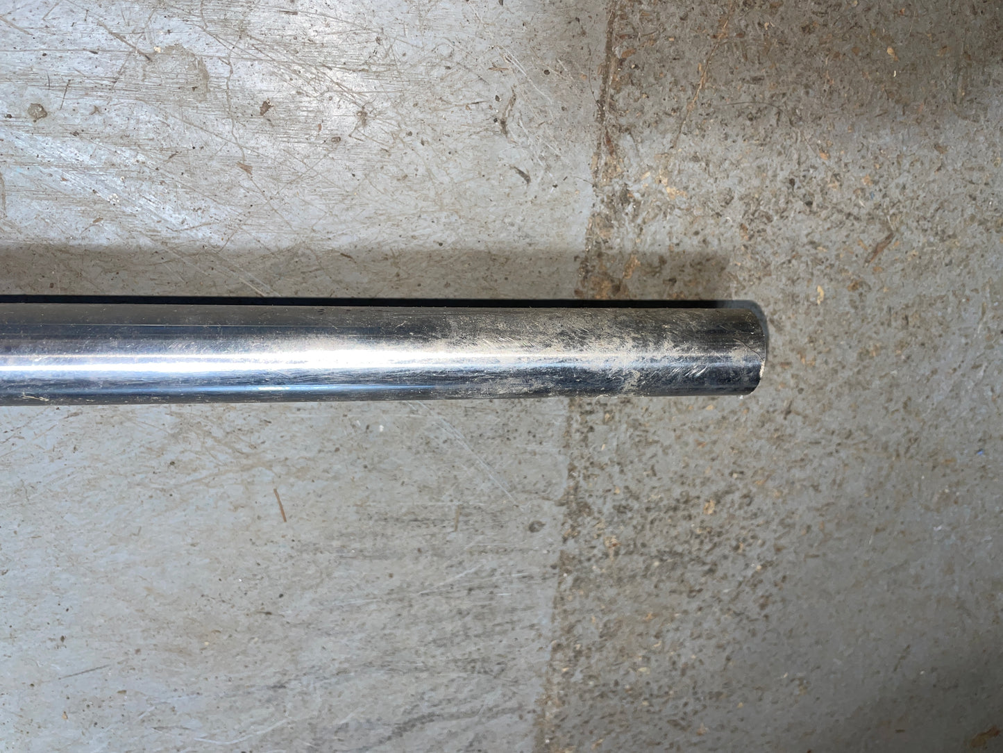 IMAGE OF FOOT OF PEDESTAL GUARD