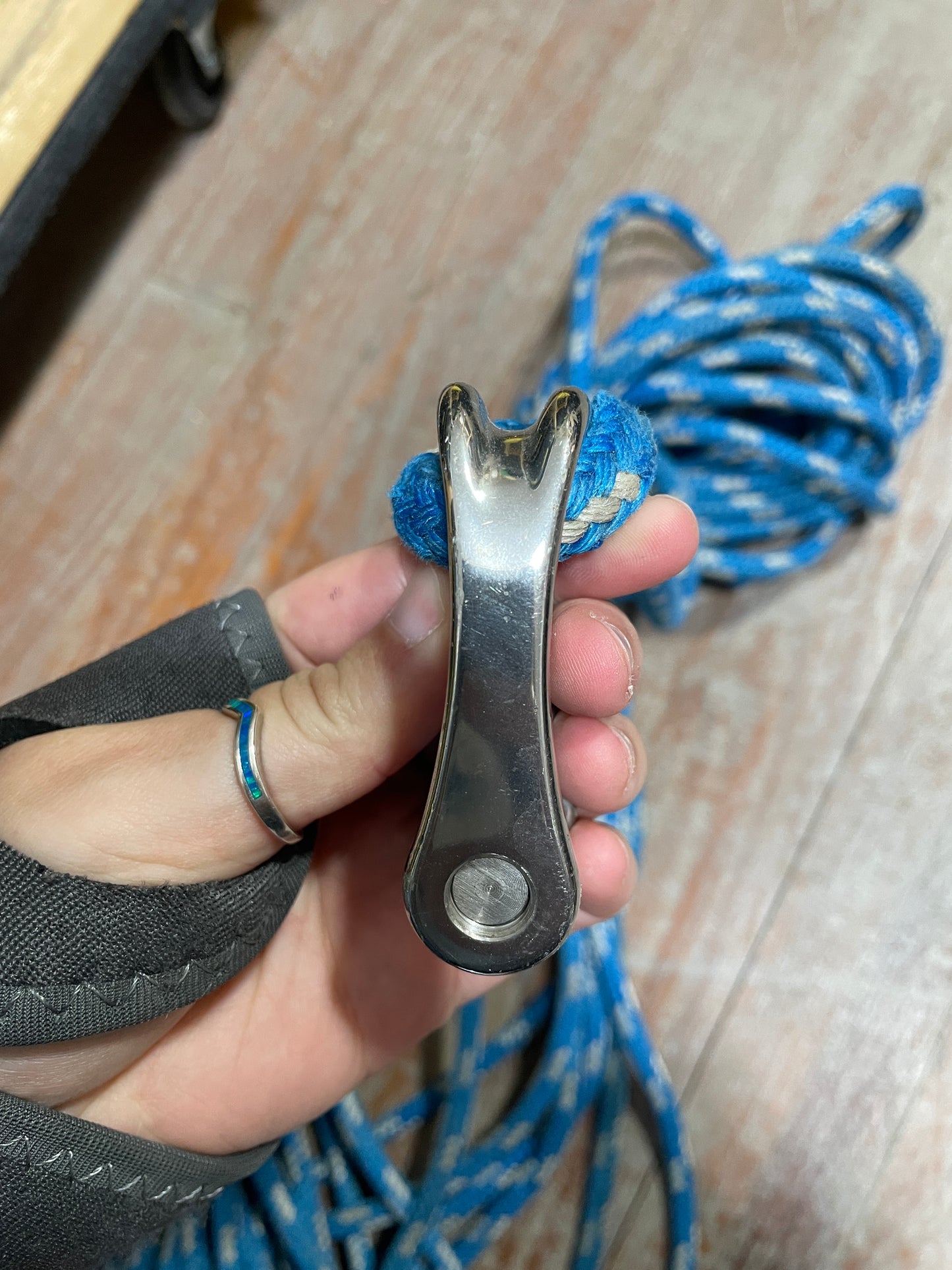 73'8" Blue Halyard Line x 3/8" Diameter & Shackle