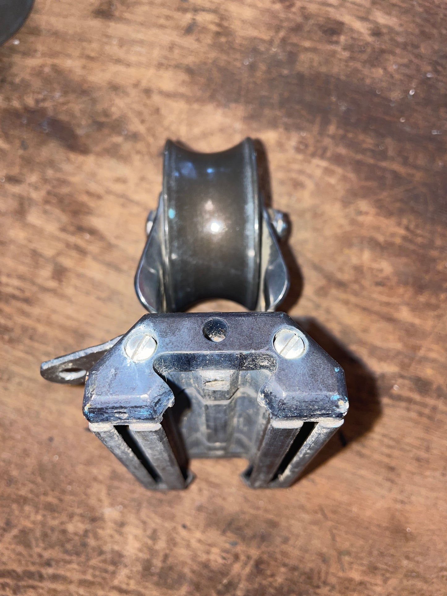 Harken Sheet Block With 1” T Track- 2 3/8” Sheave