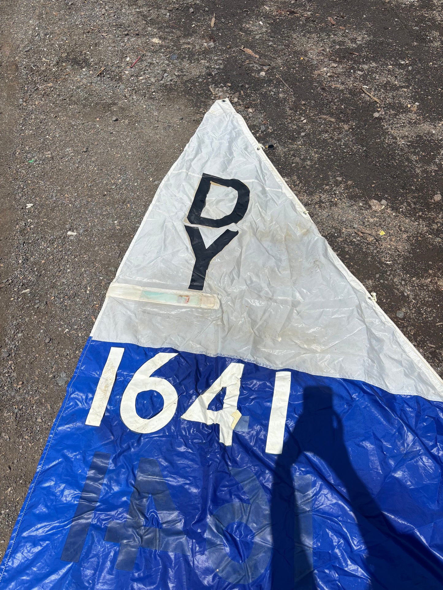 ODAY 26 Small Sail - 12’3” x 10’ x 6’9”
