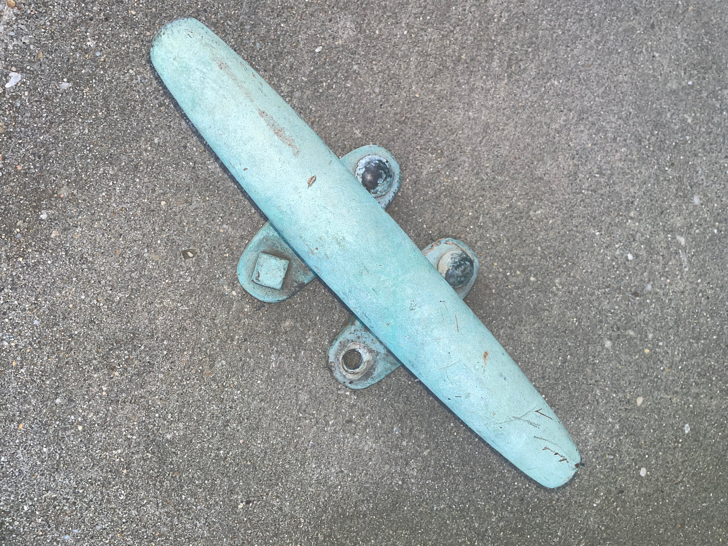 deck cleat