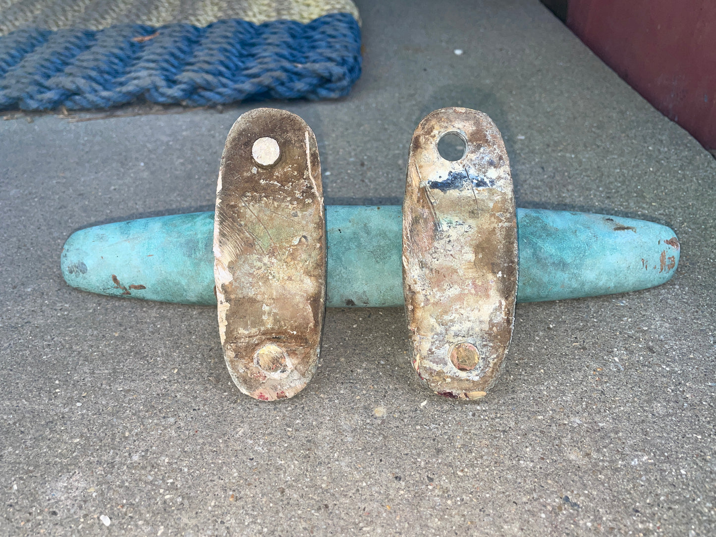 deck cleat