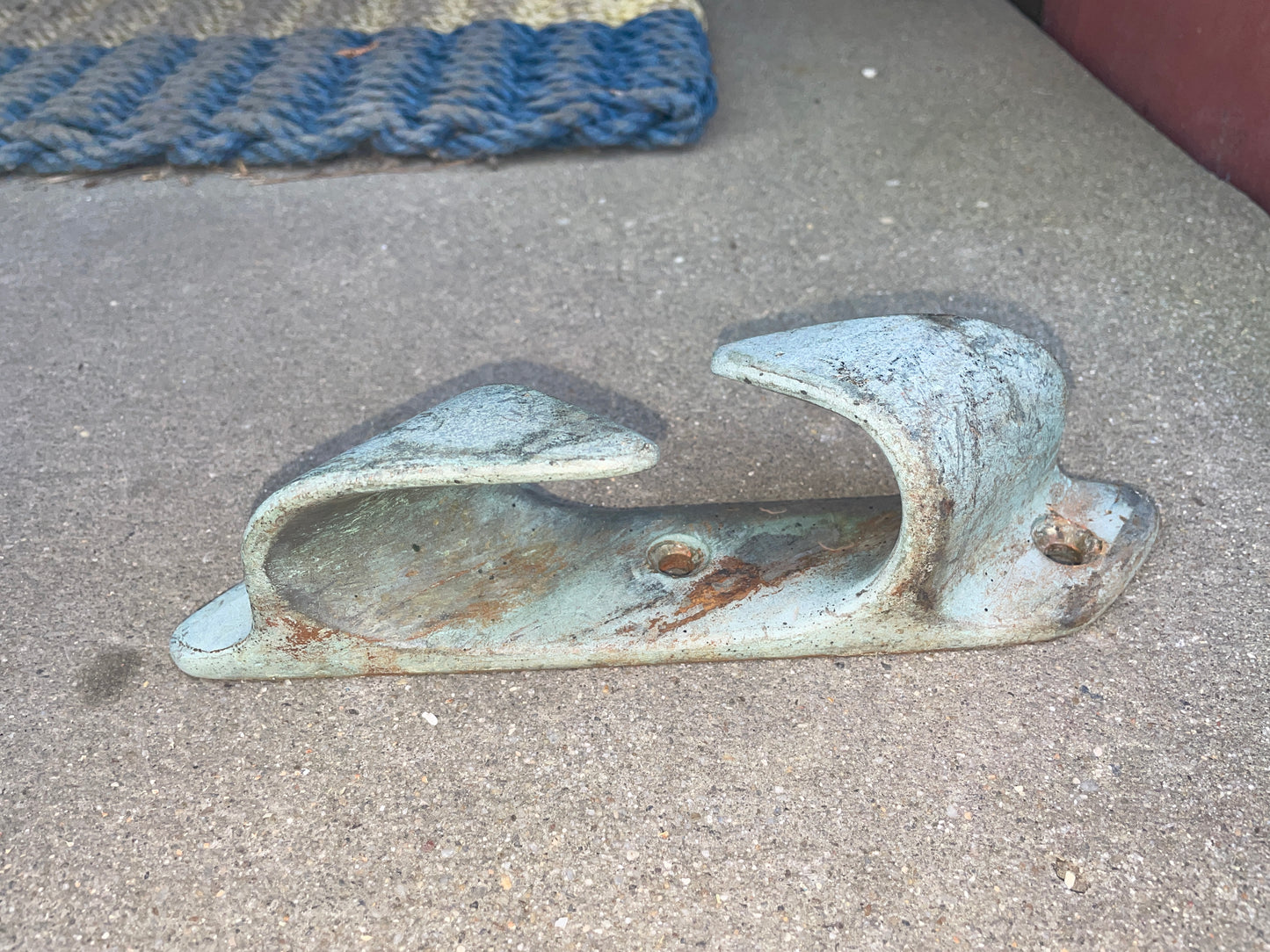 Chock Cleat