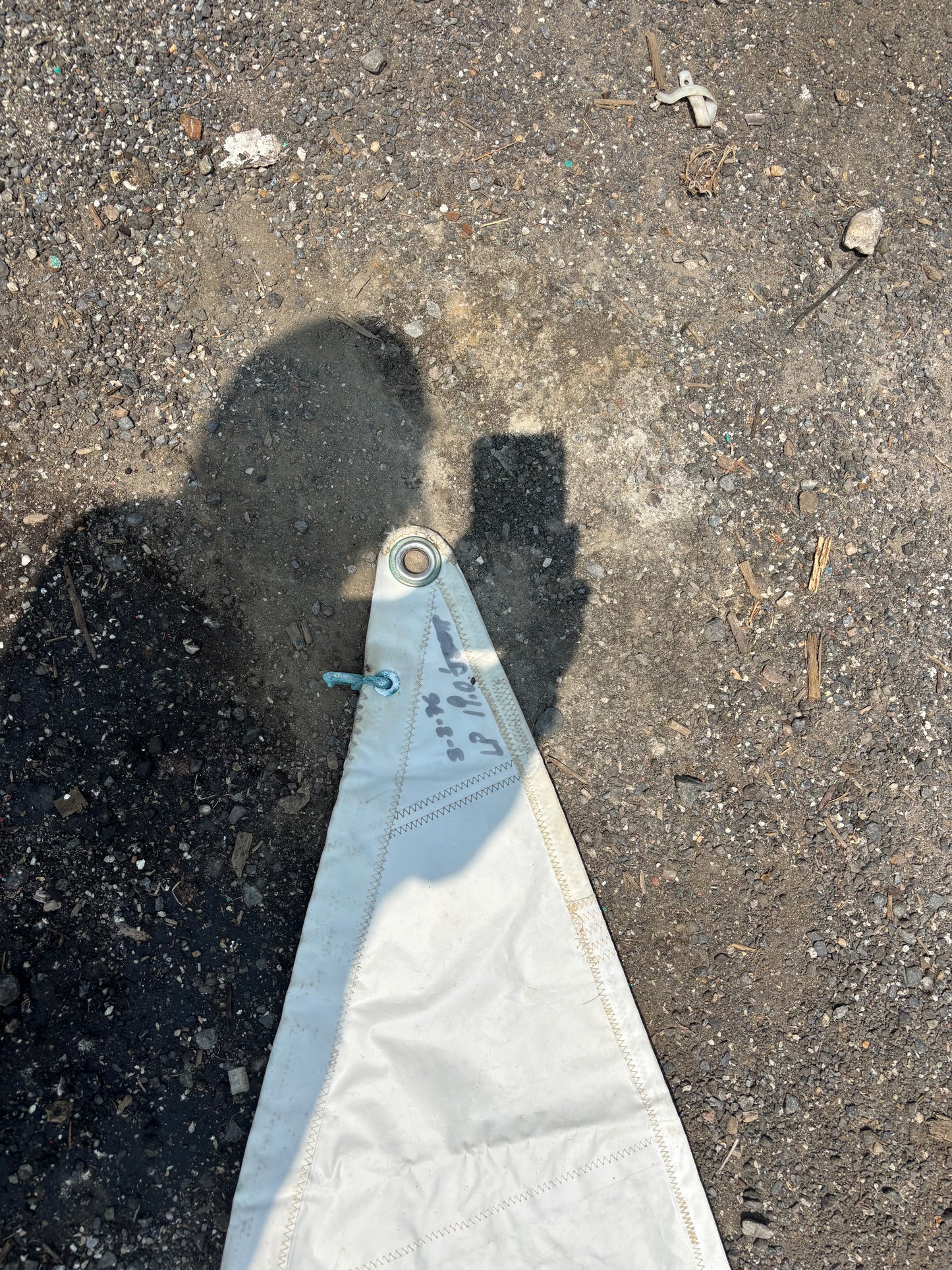 32’2” x 32’4” x 19’7” Numbered Head Sail