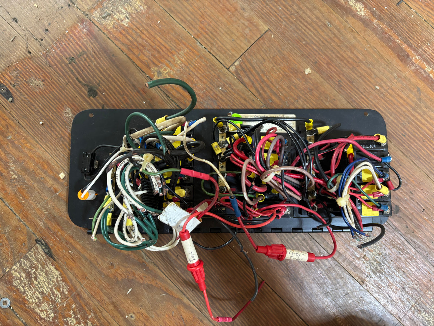 Hunter 30 AC/DC Electrical Panel