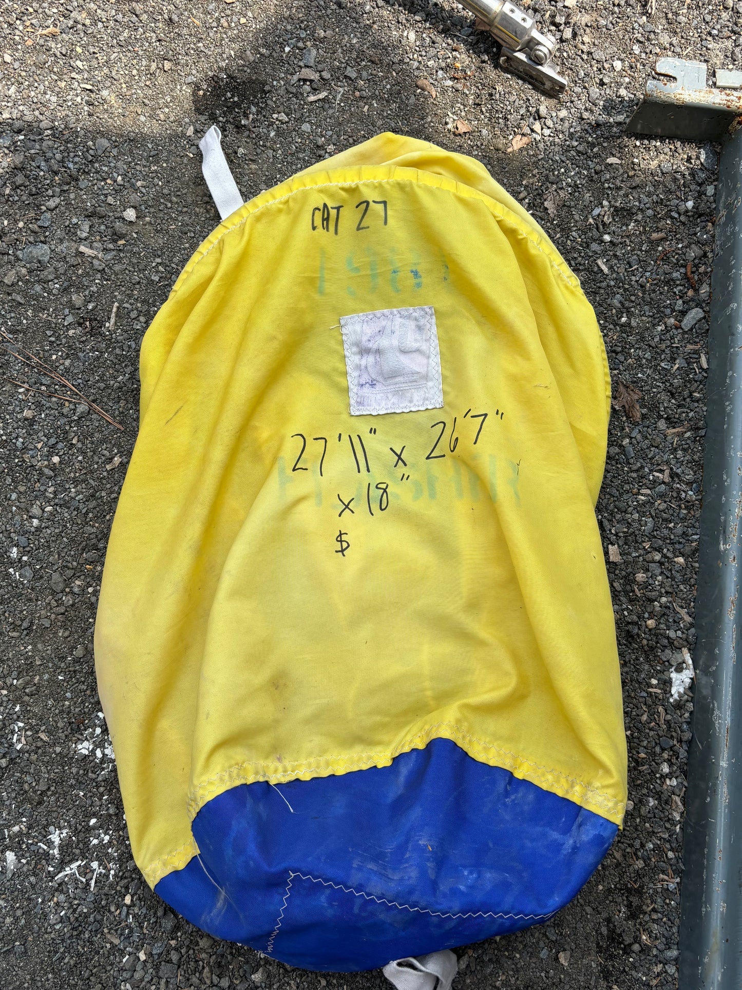 Catalina 27 Spinnaker — 27’11” x 26’7” x 18’