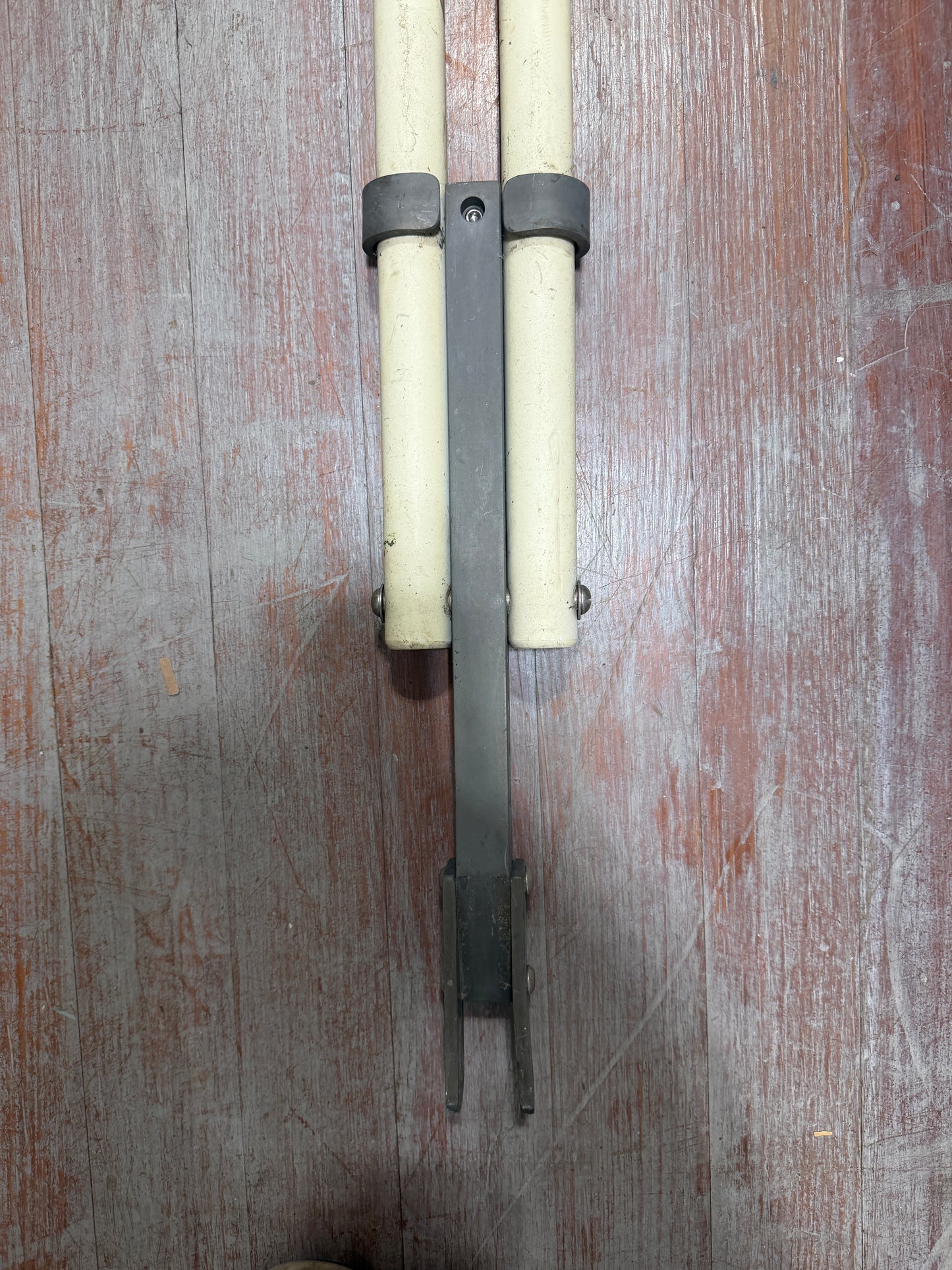 Tartan 33 Boom Kicker - 59" Length
