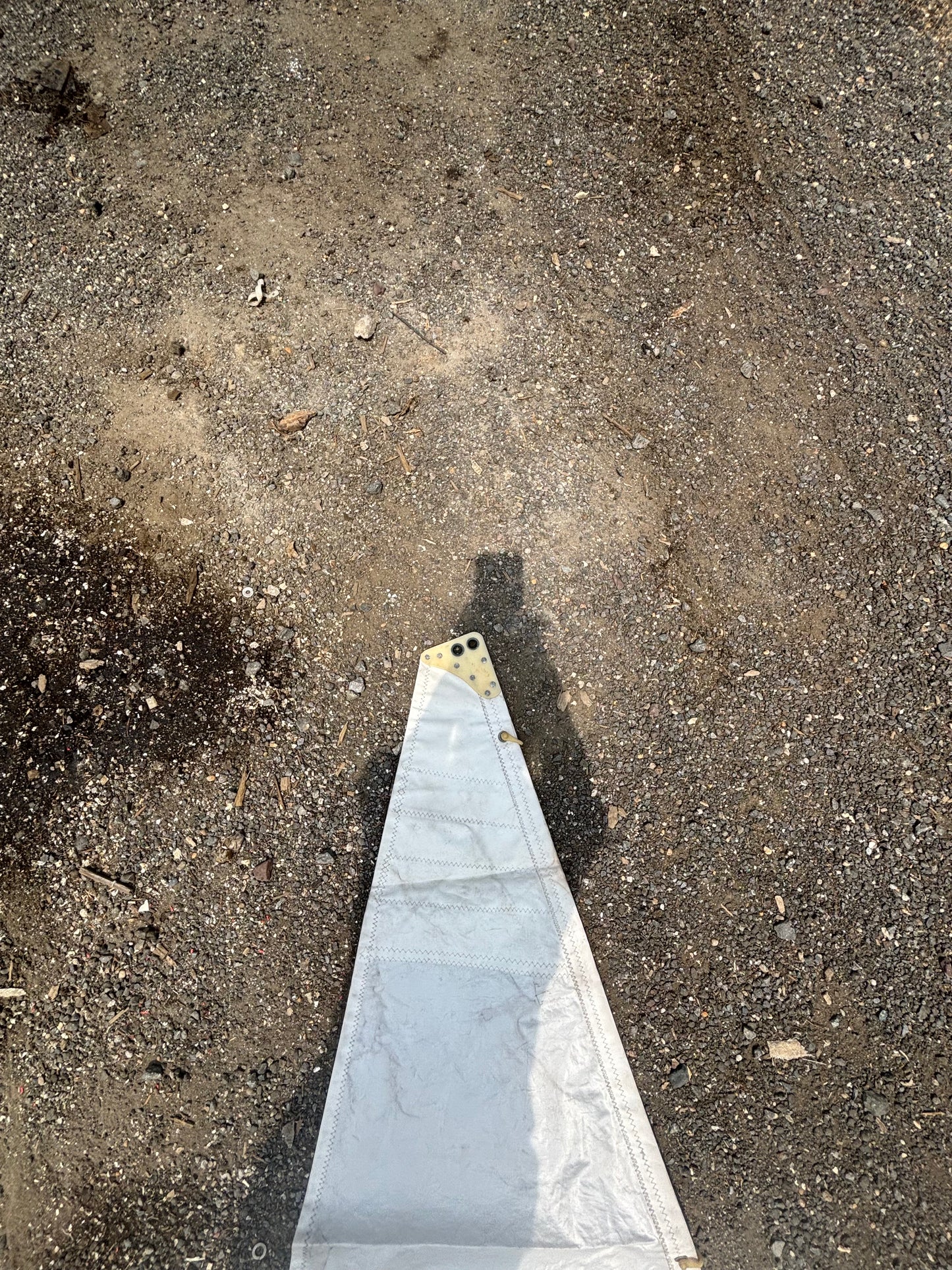 23’5” x 24’10” x 9’3” Sail