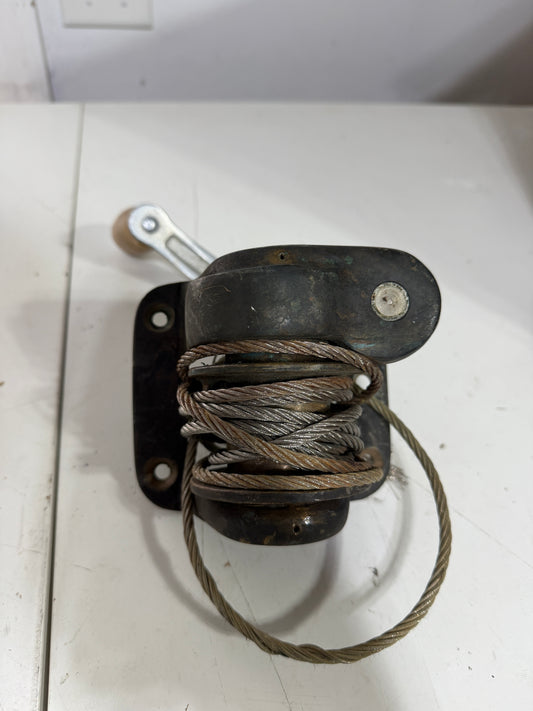 Center Board Winch With Handle - 3/16" Cable - Allied Seabreeze 33