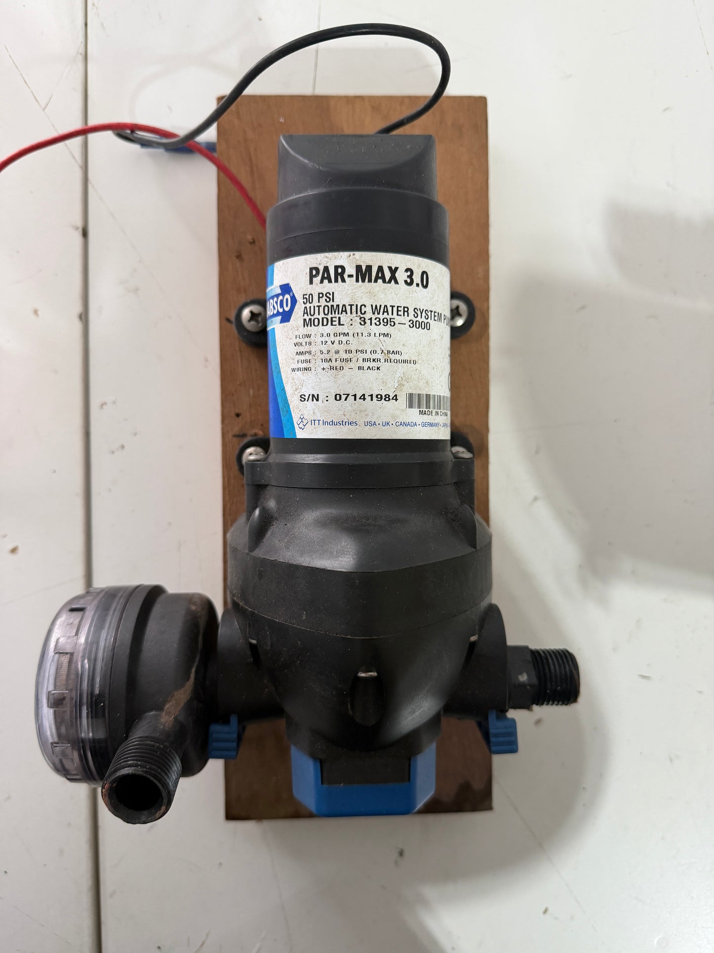 West Marine 50 PSI Water System Pump Model 31395-3000- UNTESTED