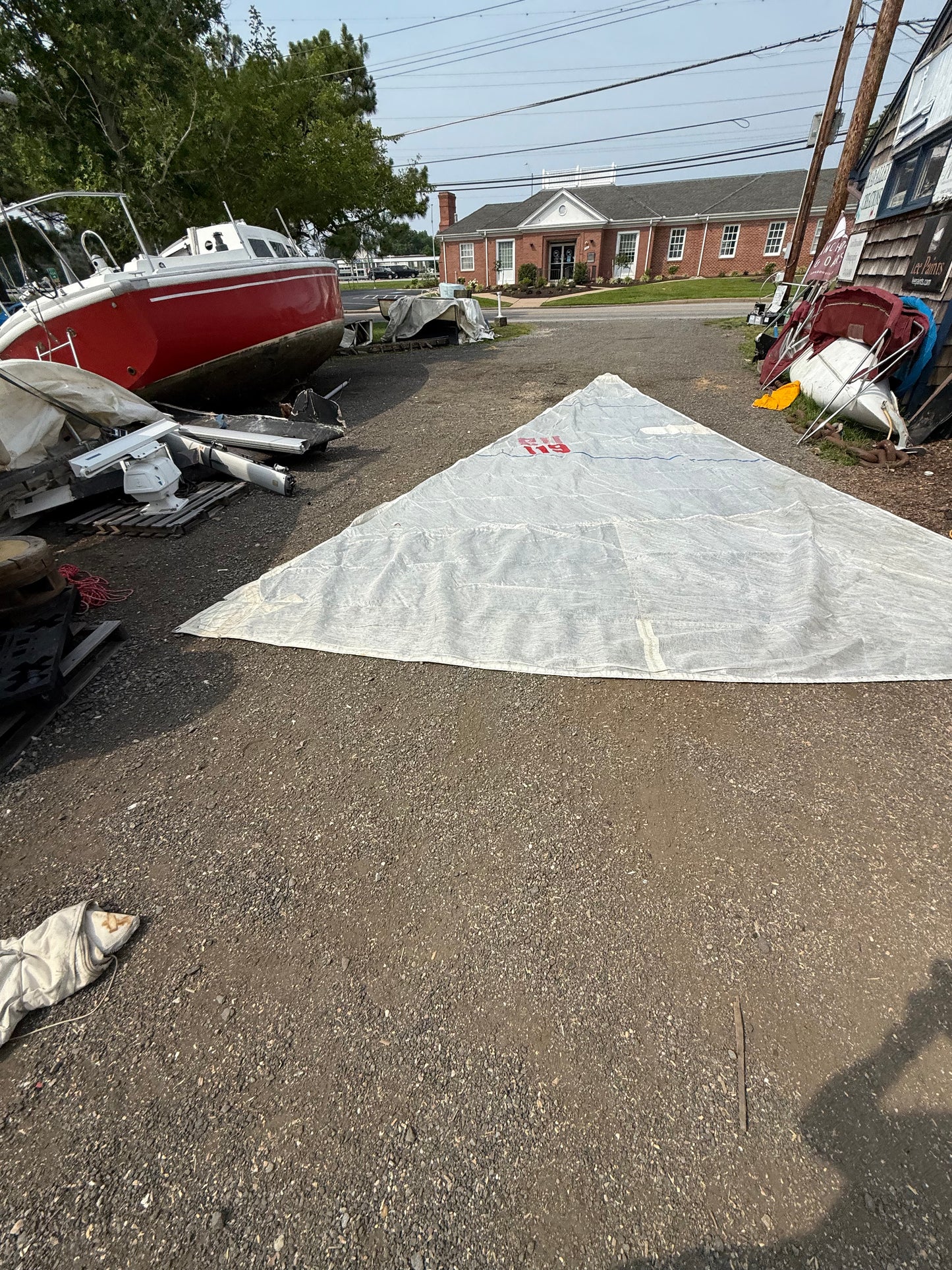 119 Numbered Performance Sail — 27’9” x 20’8” x 16’10”