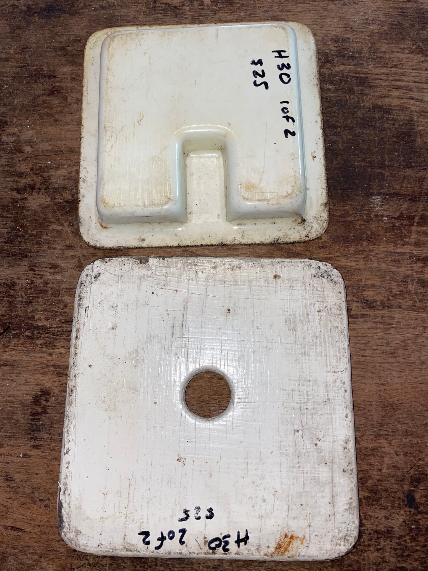 Hunter 30 In Floor Collection Pan