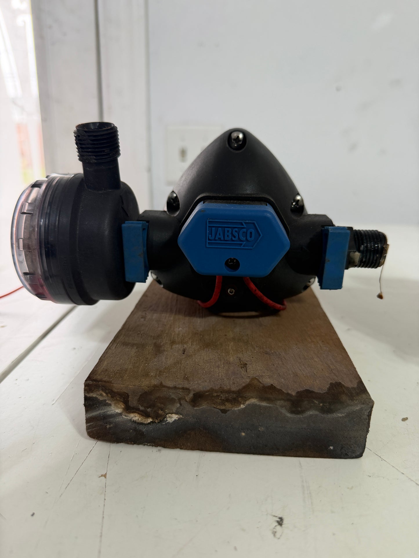 West Marine 50 PSI Water System Pump Model 31395-3000- UNTESTED