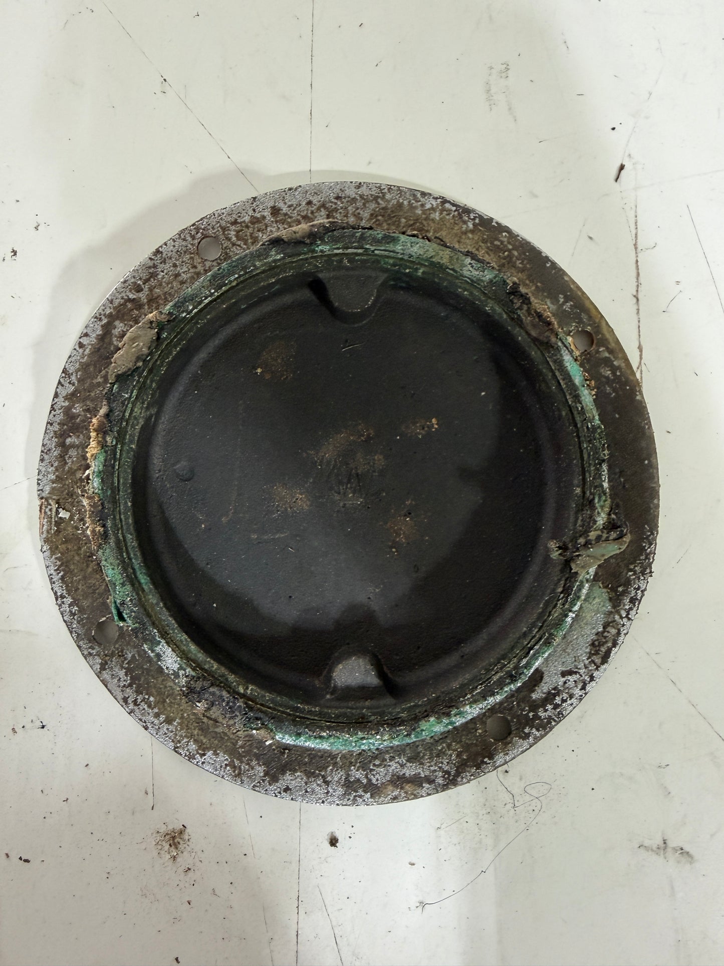 Wilcox Crittenden 4 3/8" Diameter Deck Plate - Stuck