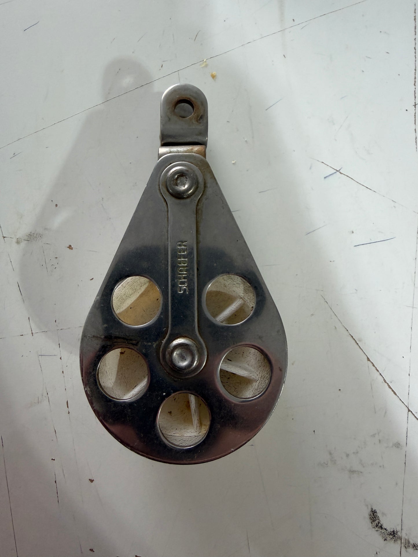 Schaefer Single Swivel Block - 2 3/8" Sheave - 5/8" Line