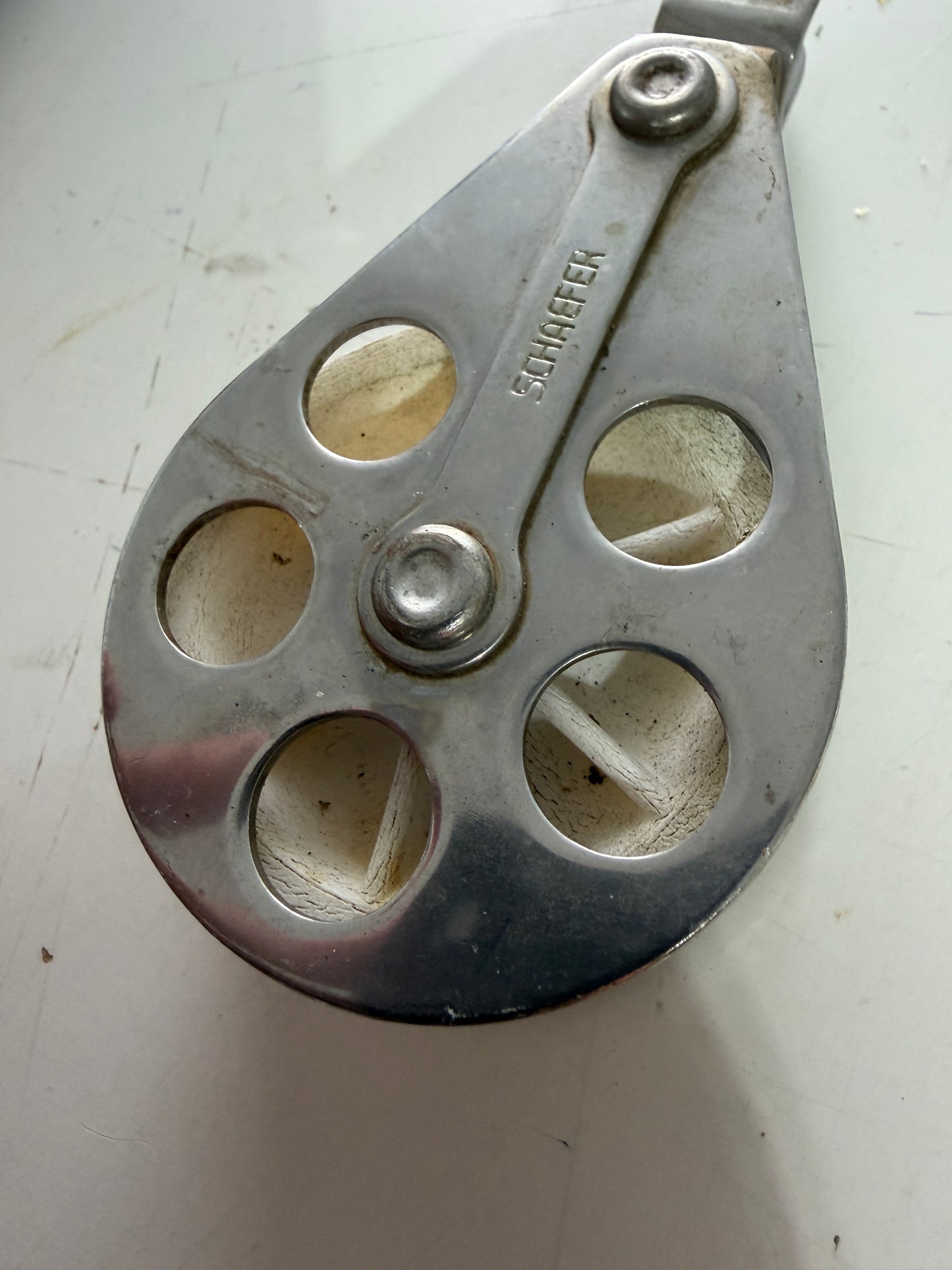 Schaefer Single Swivel Block - 2 3/8" Sheave - 5/8" Line