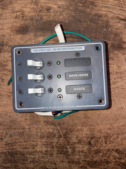 BSS 120 Volt AC/60 HZ Distribution Panel 3 Switch