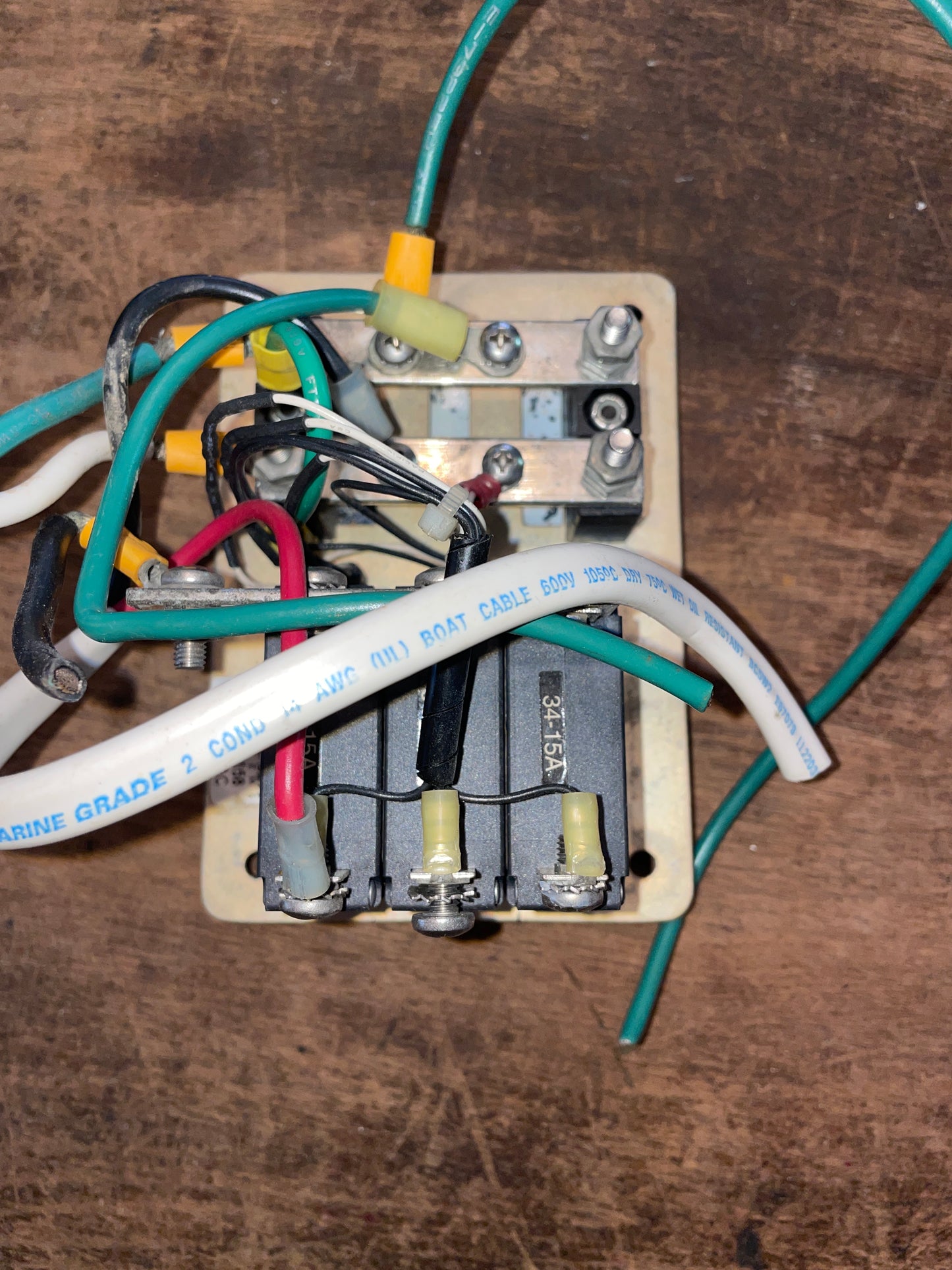 BSS 120 Volt AC/60 HZ Distribution Panel 3 Switch