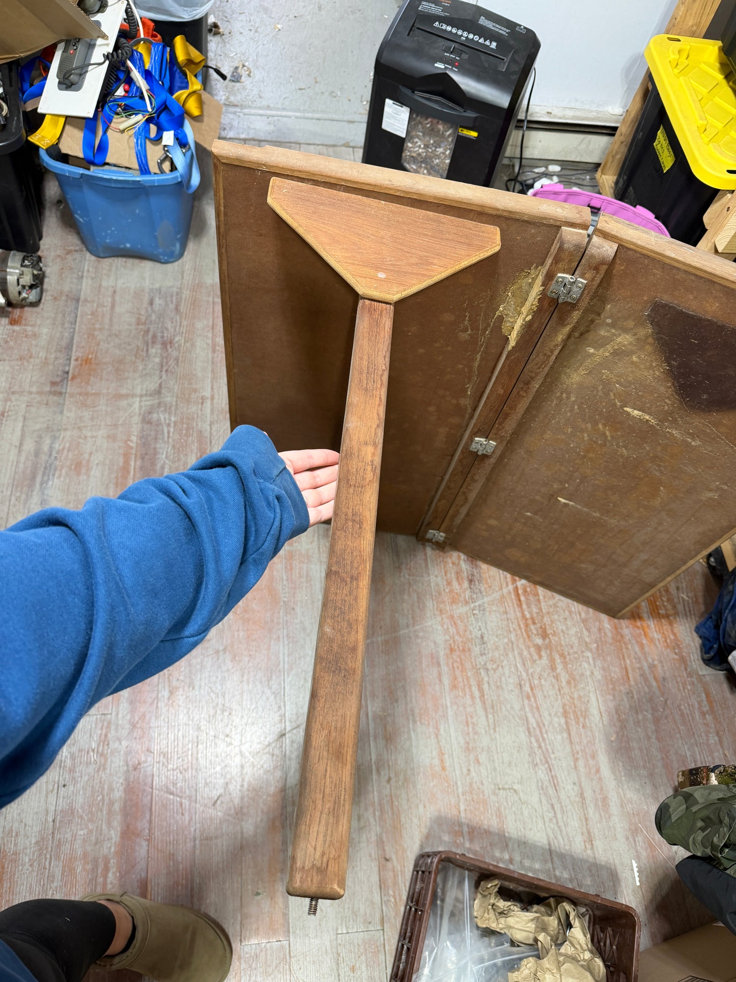 CREALOCK 37 Saloon Table