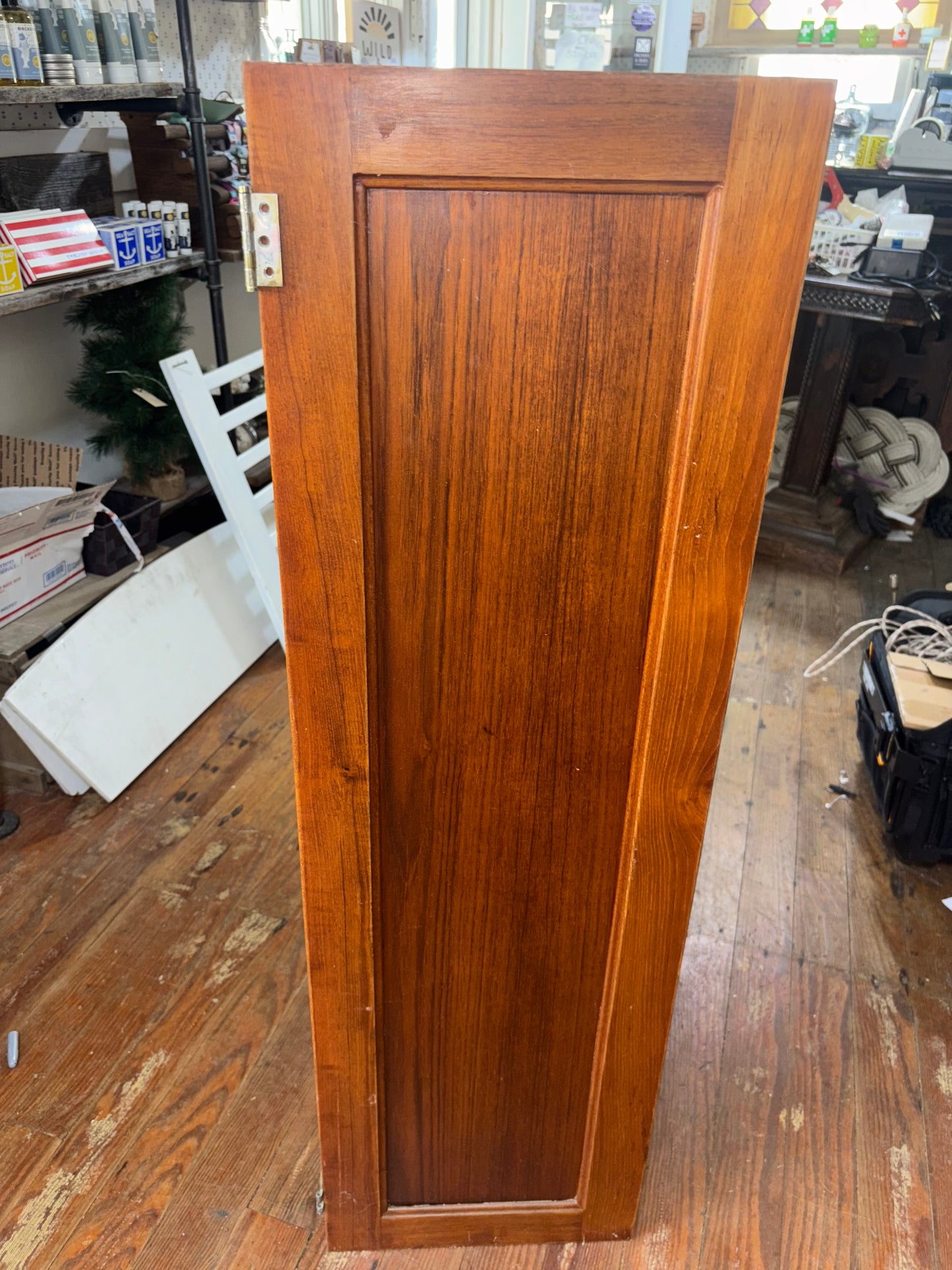 Cal 29 Interior Folding Door With Mirror -- #56