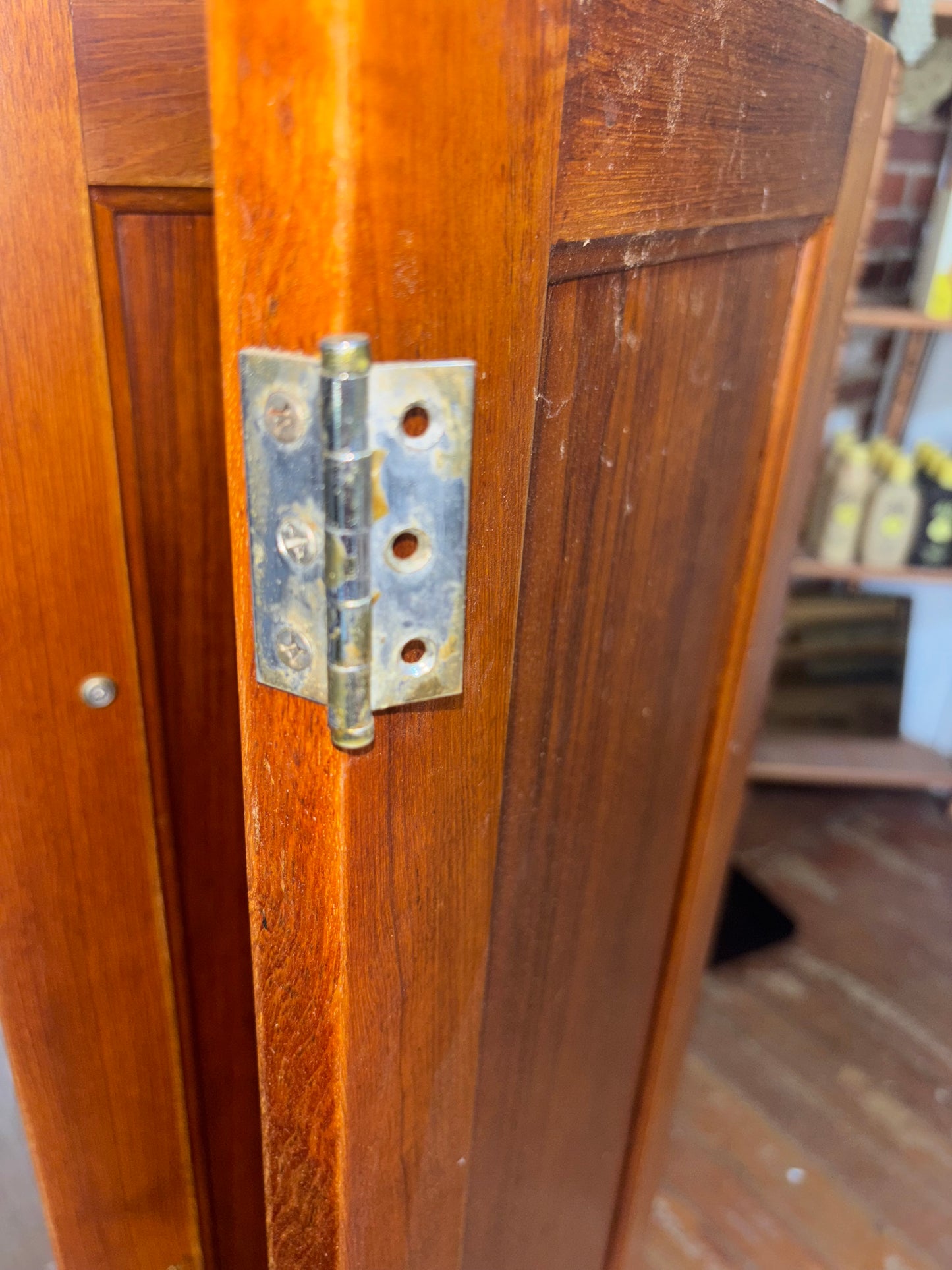 Cal 29 Interior Folding Door With Mirror -- #56