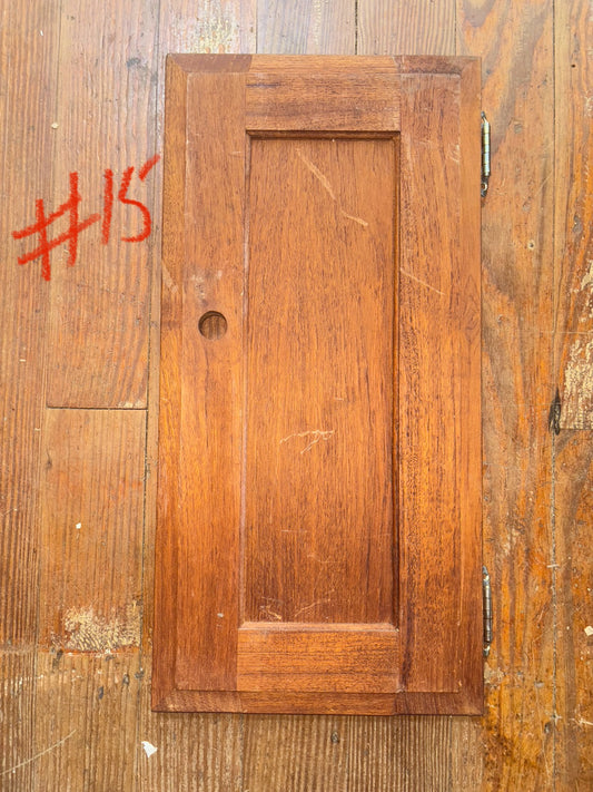 Columbia 8.7 Left Cabinet Door - ID 19 3/4" Long x 9 1/4" Wide -- #15