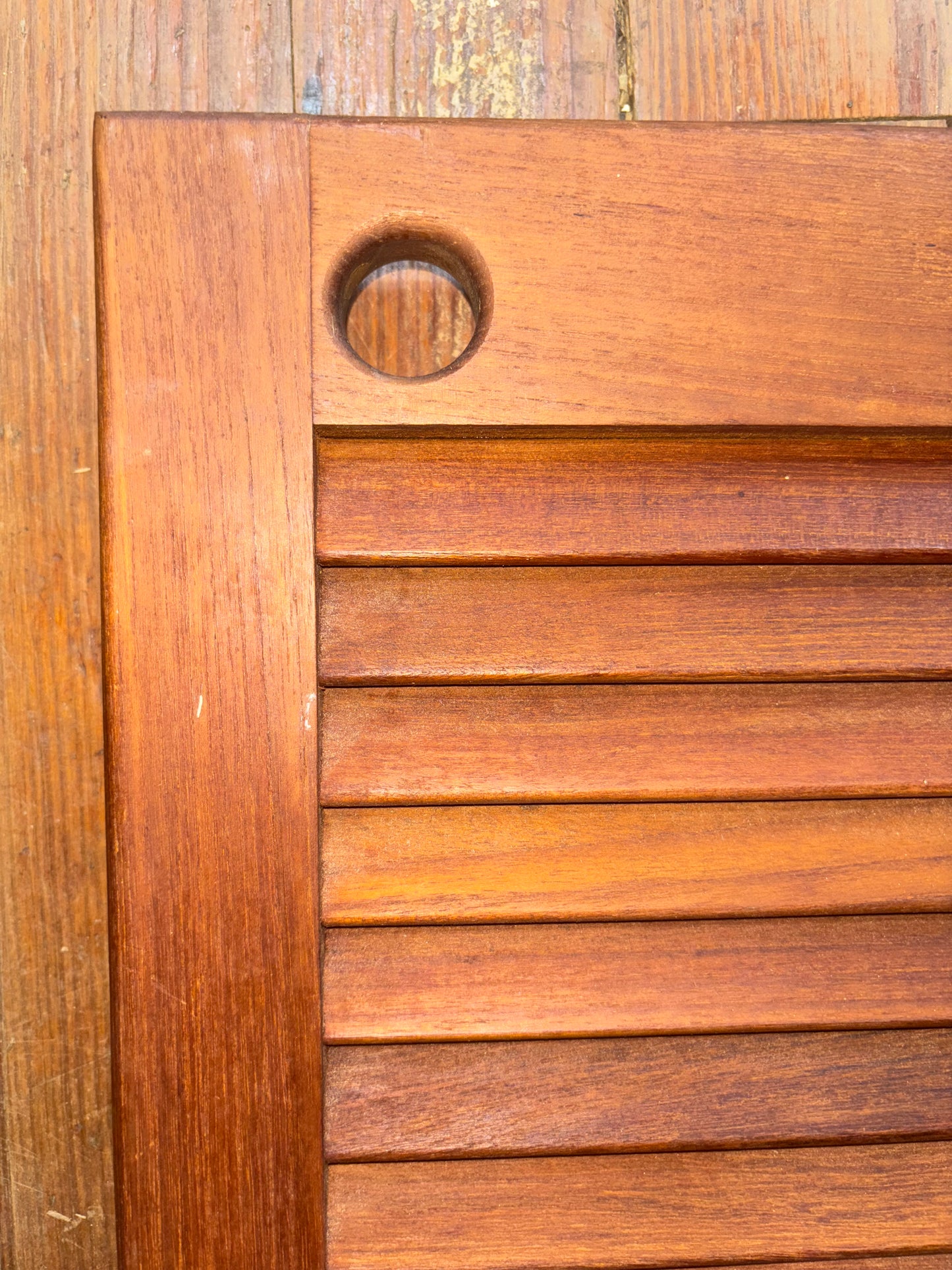 Seidelman 30 Louvered Cabinet Door - ID 23 1/2" Long x 11 1/2" Wide -- #27
