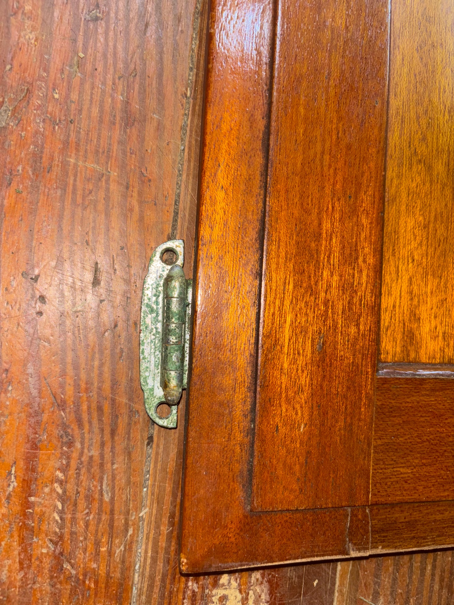 Columbia 40 Cabinet Door - ID 18" Long x 20" Wide -- #31