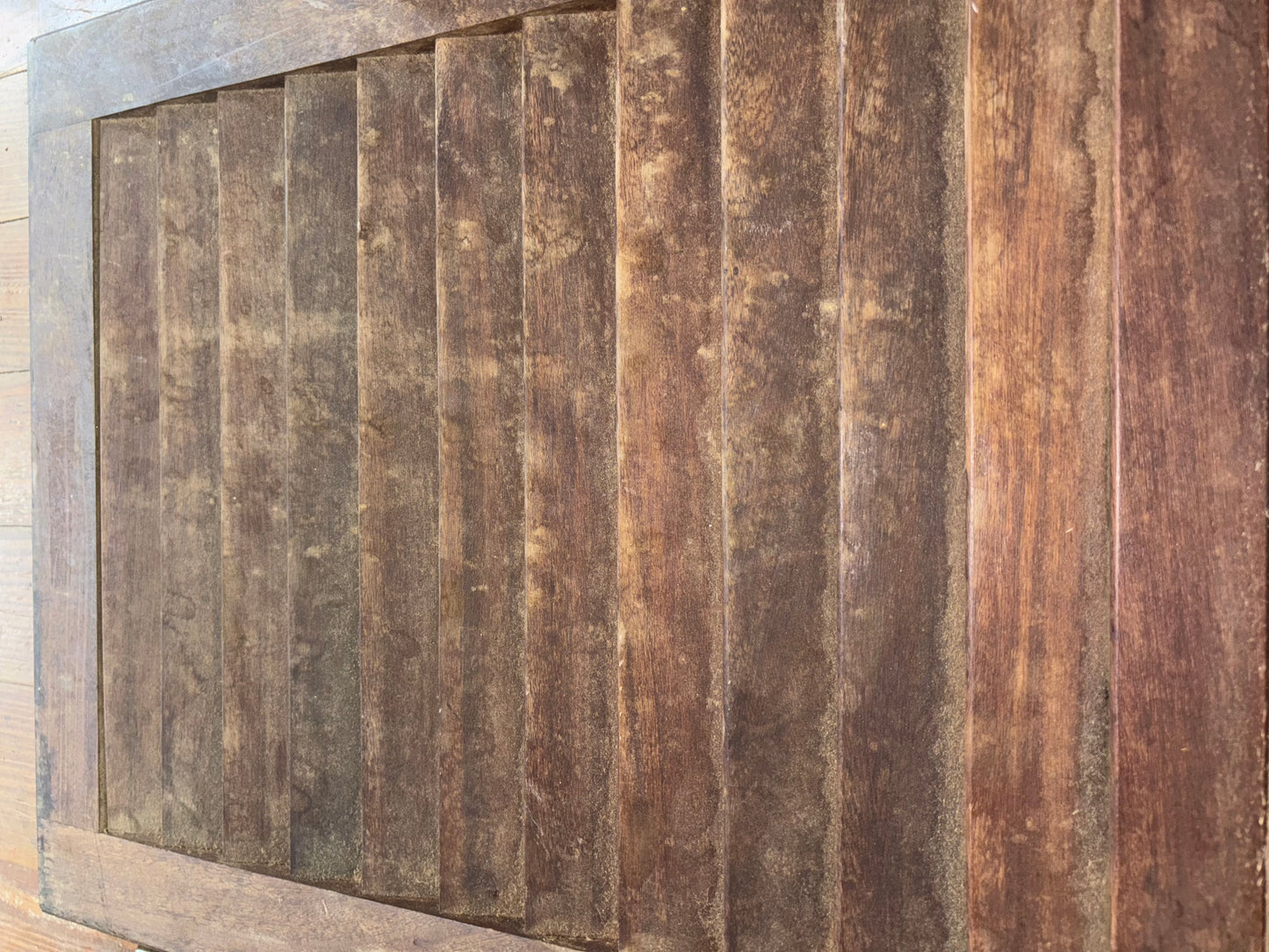 Silverton Louvered Cabinet Door - 22" Long x 16 5/8" Wide -- #37