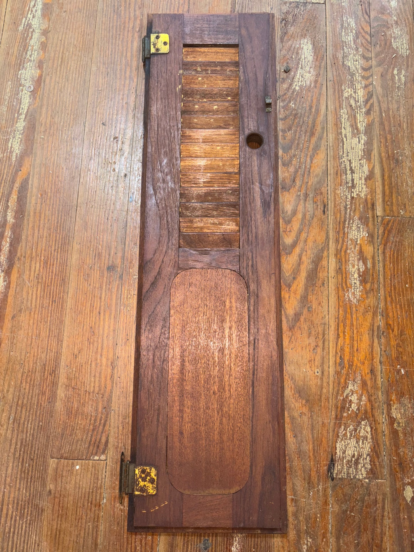 Islander 32 Interior Cabinet Door - ID 32 1/4" Long x 8 1/8" Wide -- #43