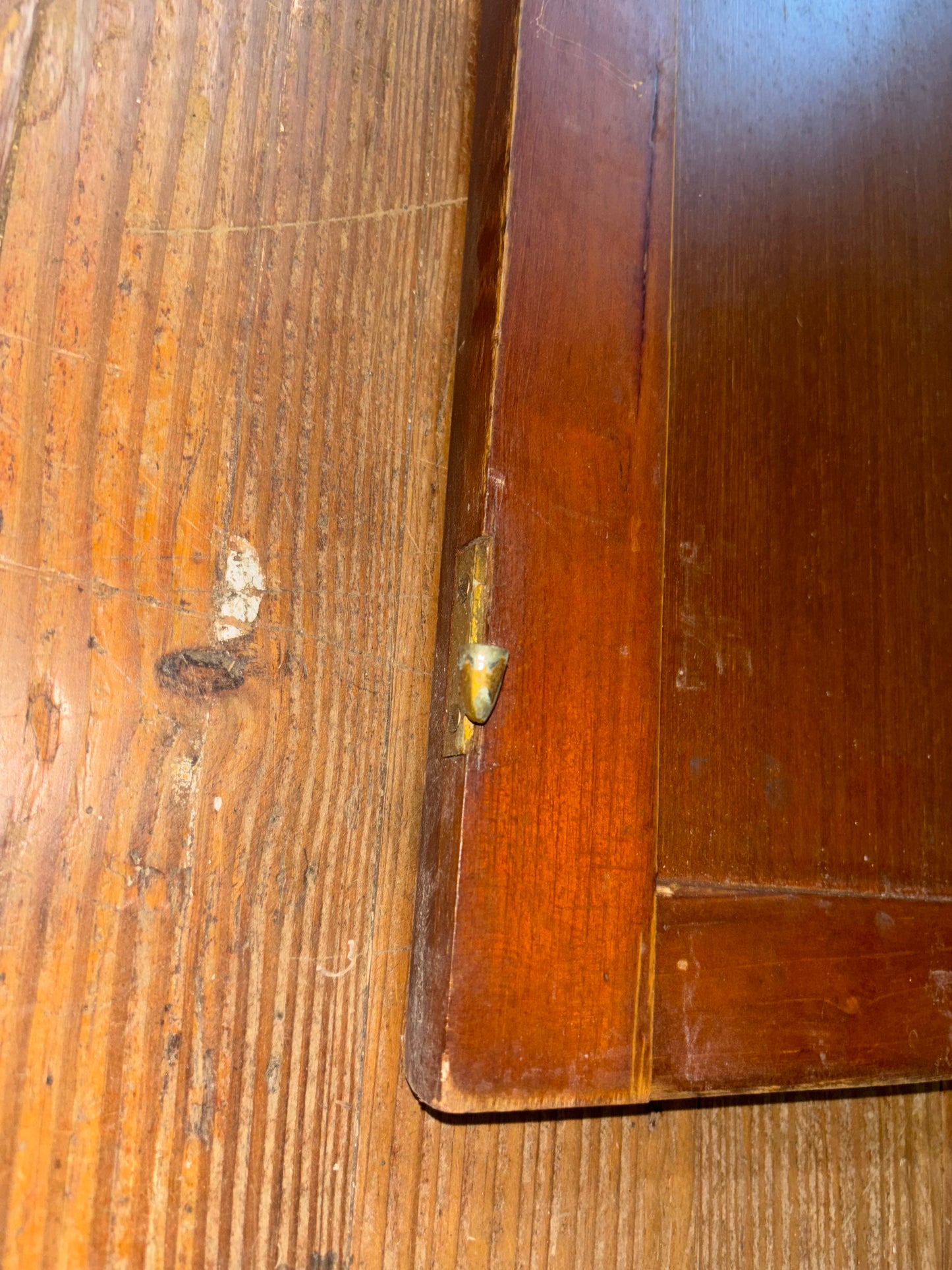 Islander 32 Interior Cabinet Door - ID 32 1/4" Long x 8 1/8" Wide -- #43