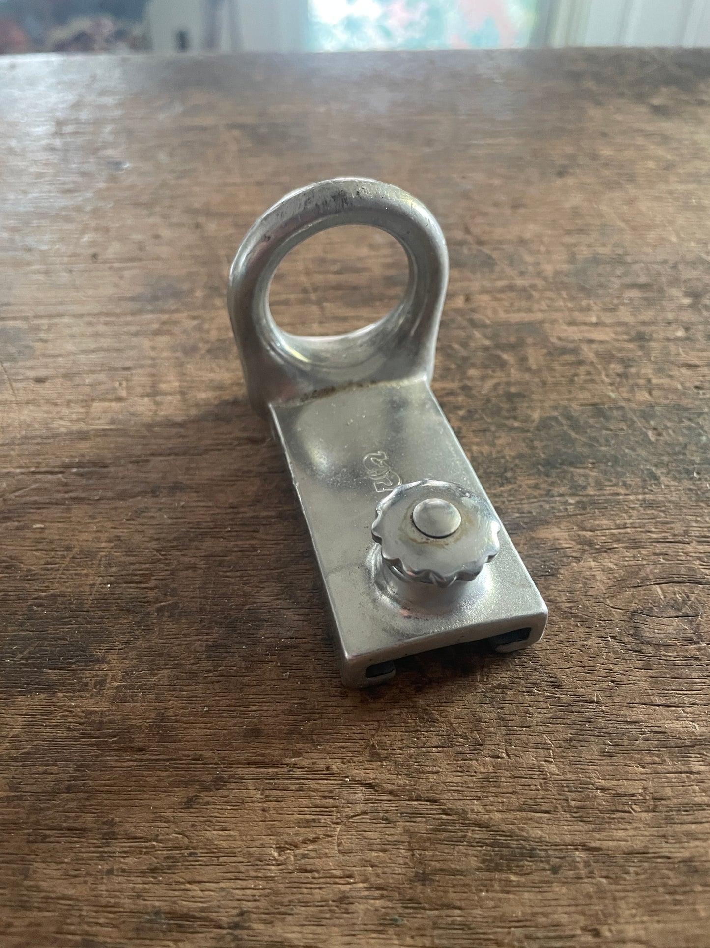 Schaefer 1” Mast Ring Track Car - 1 1/8” Eye