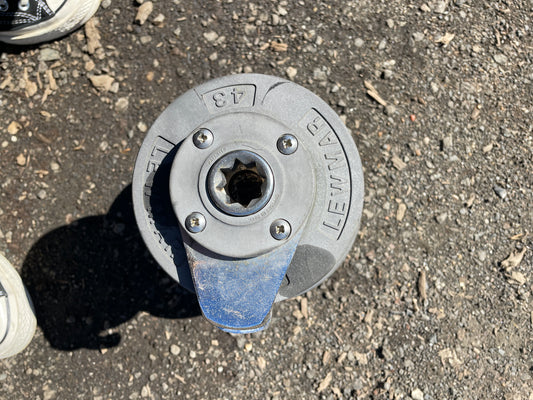 Lewmar 43 2 Speed Self Tailing Winch - Aluminum Bodied