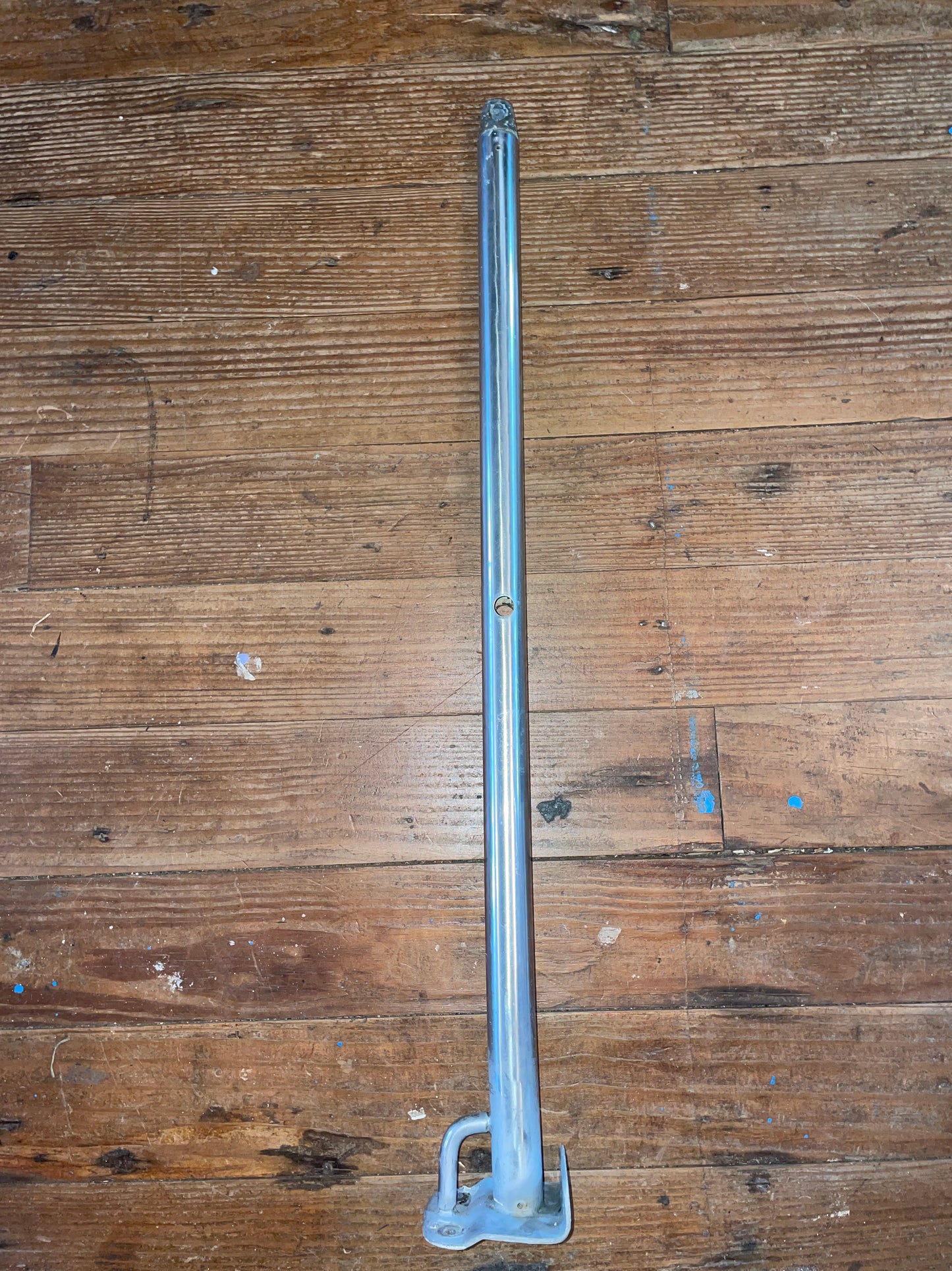 Hunter 30 24 3/4” Double Life Line Stanchion W/Base