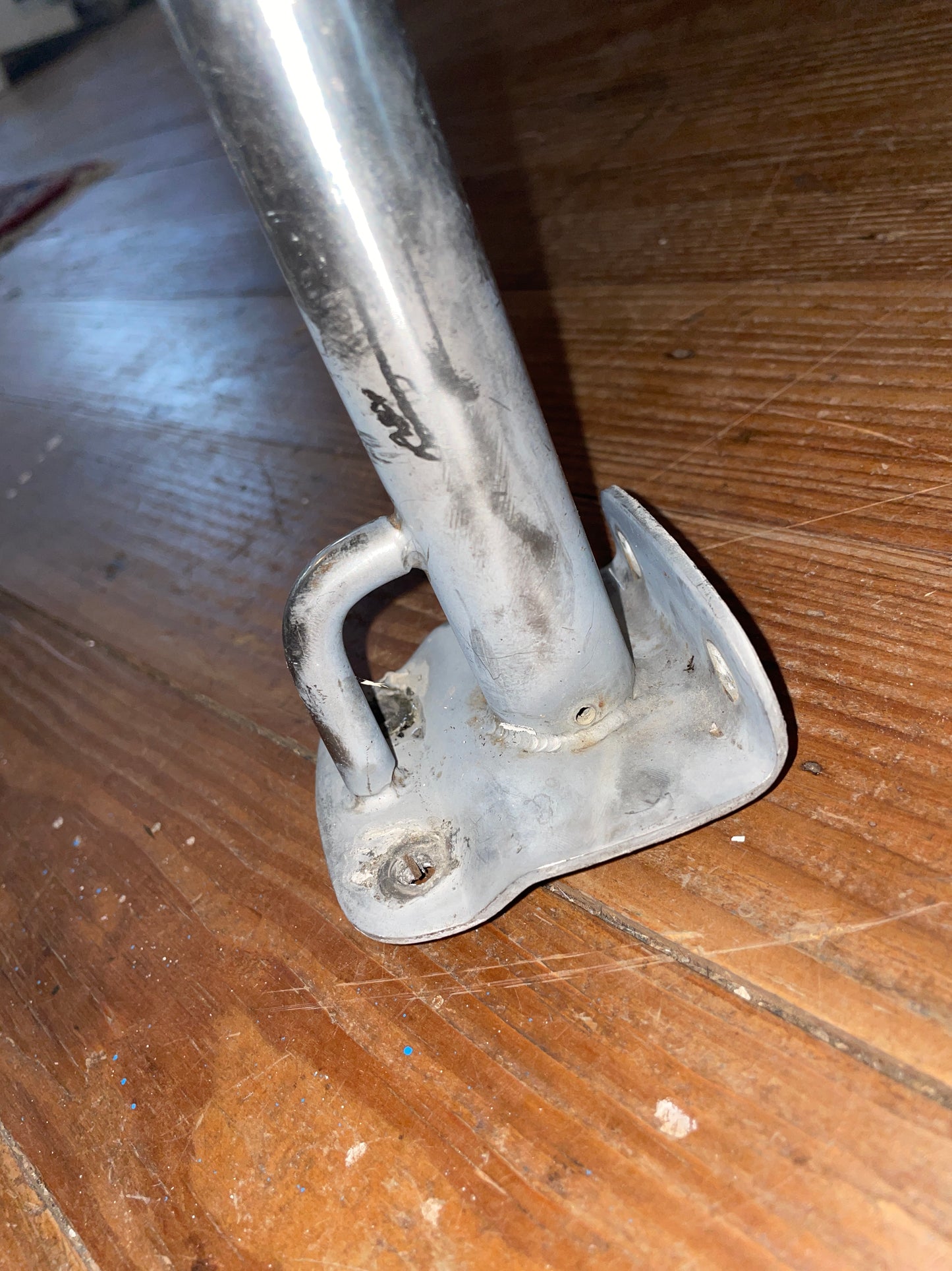 Hunter 30 24 3/4” Double Life Line Stanchion W/Base