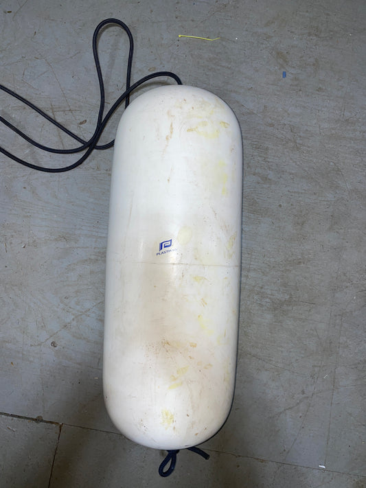 27” x 10” Plastimo Fender