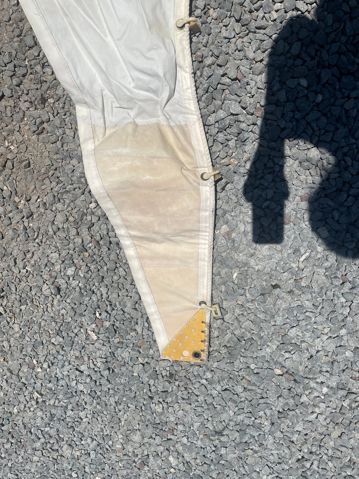 Seafarer 28 Mainsail - 9’5” x 30’7” x 33’9”