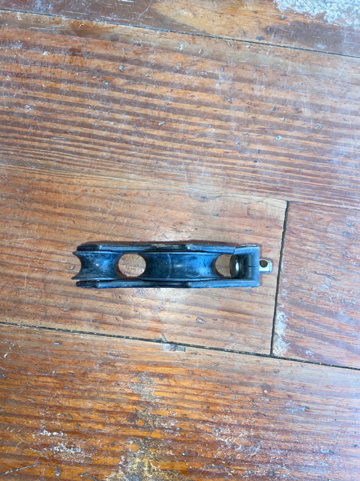 Small Harken 40C Fiddle Block- 1 9/16” & 7/8” Sheaves- 3/8” Line