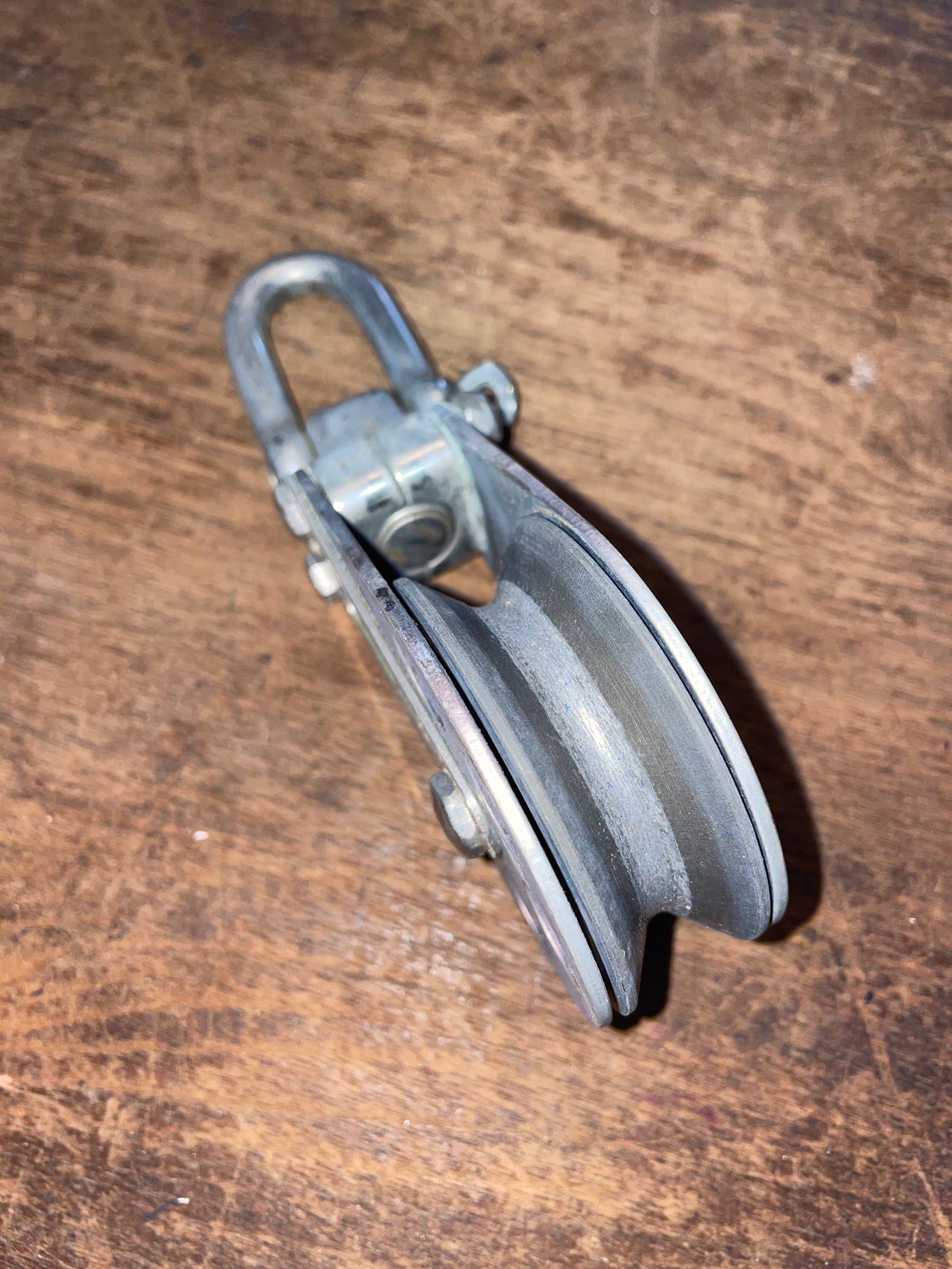 Schaefer 2 3/8” Single Block W/ Shackle- 5/8” Line
