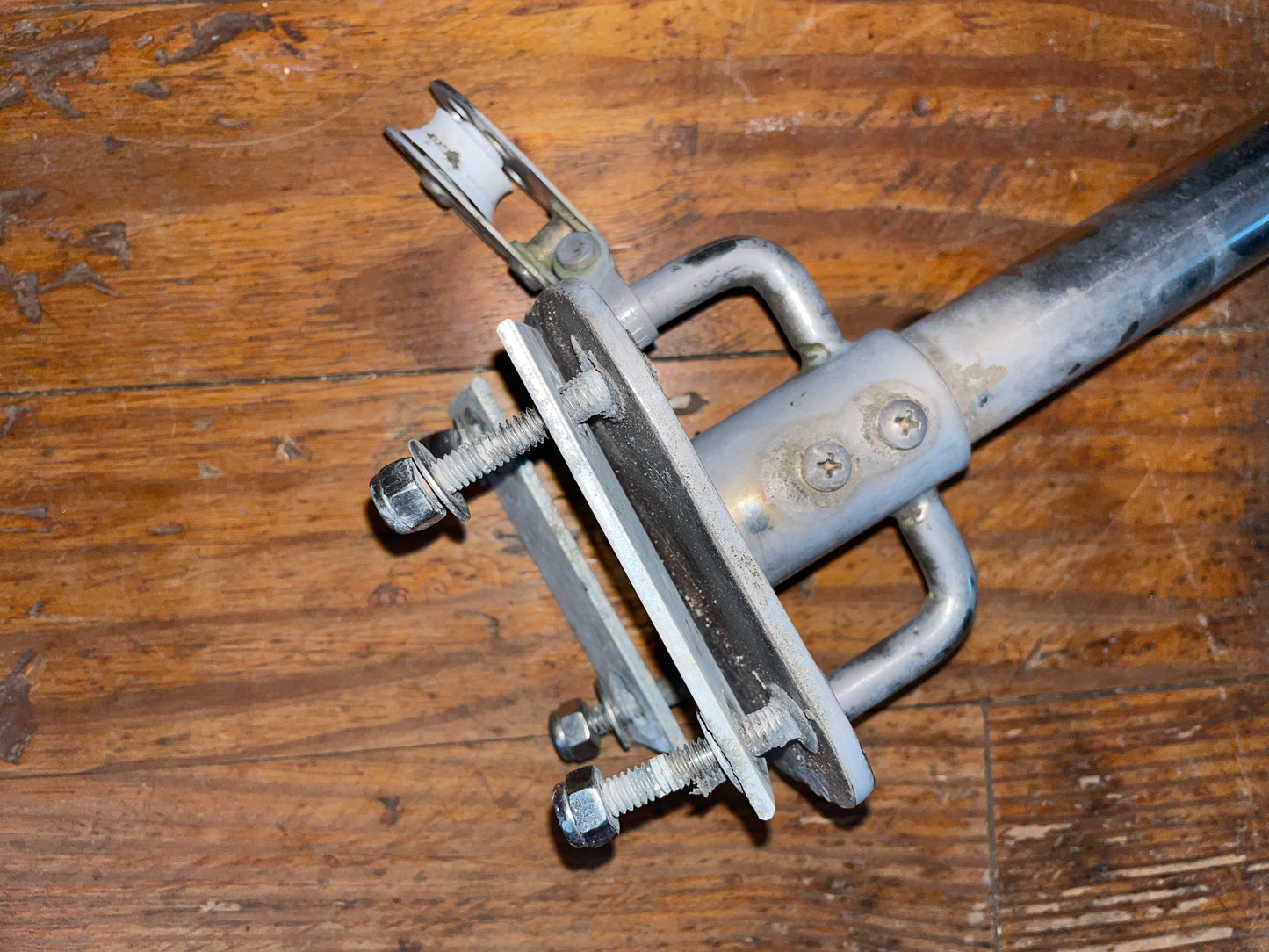 25 1/2” Tall Double Lifeline Stanchion Off Sabre 42