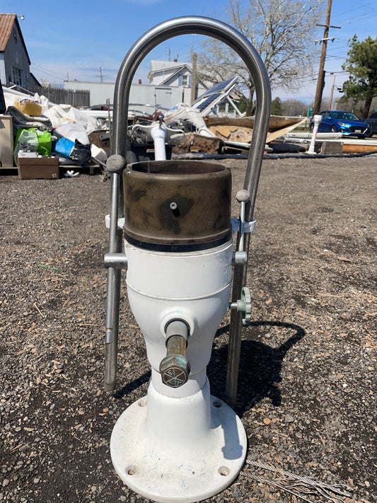 Ericson 39 - 30” Tall Pedestal - AS IS
