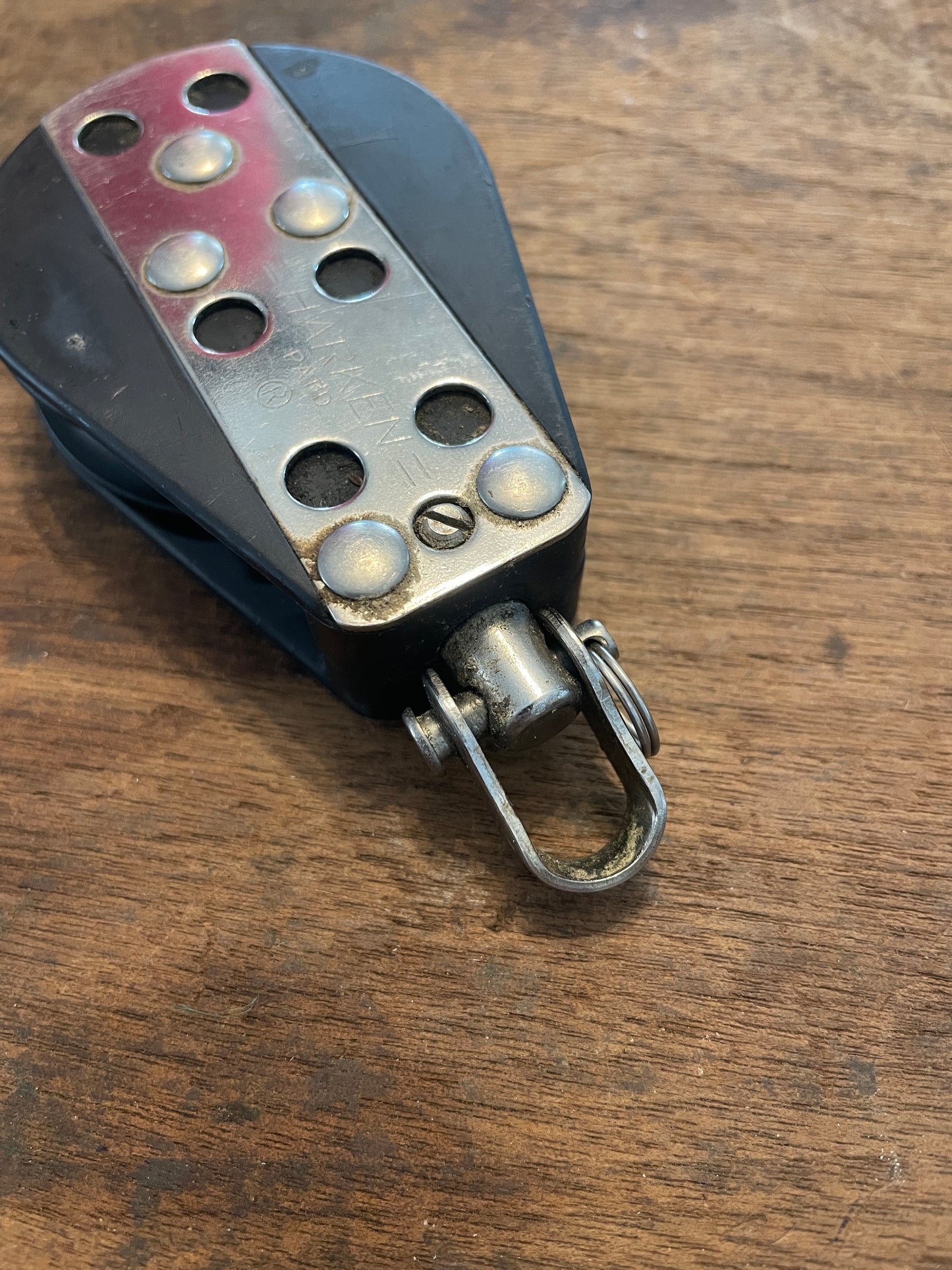 Harken 2 1/4” Single Swivel Block - 3/8” Line