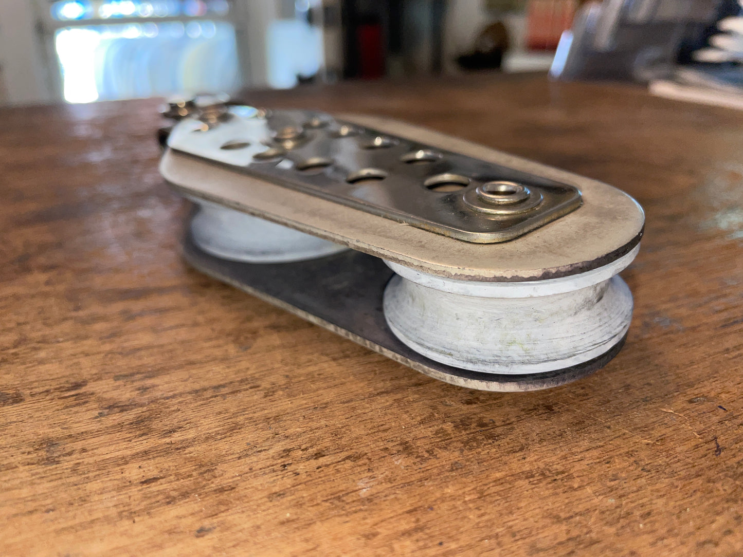 Garhauer Fixed Fiddle Block- 2 1/2” Top, 1 1/4” Bottom Sheave- 7/16” Line