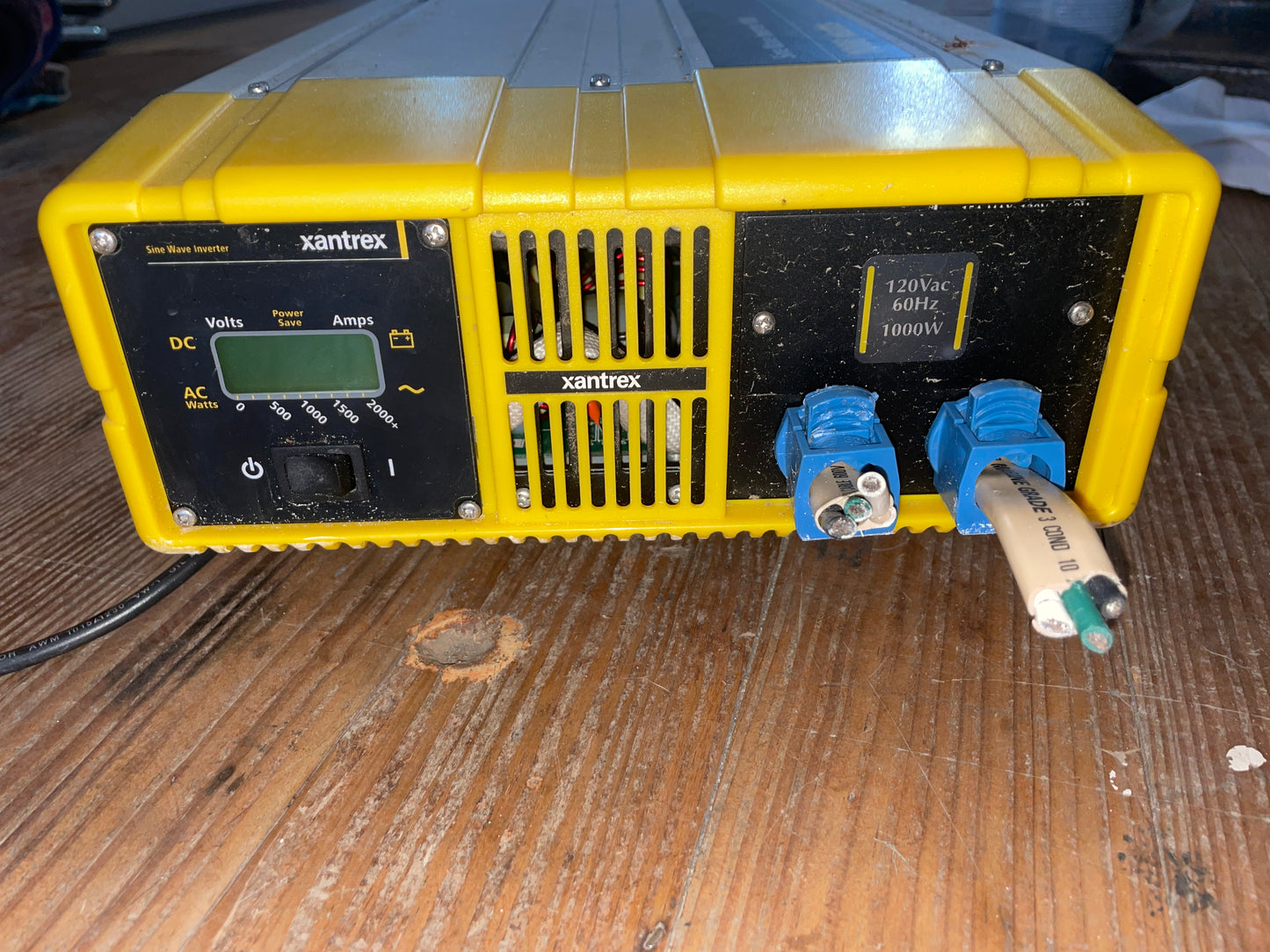 Xantrex Sine Wave Inverter 1000 Watts