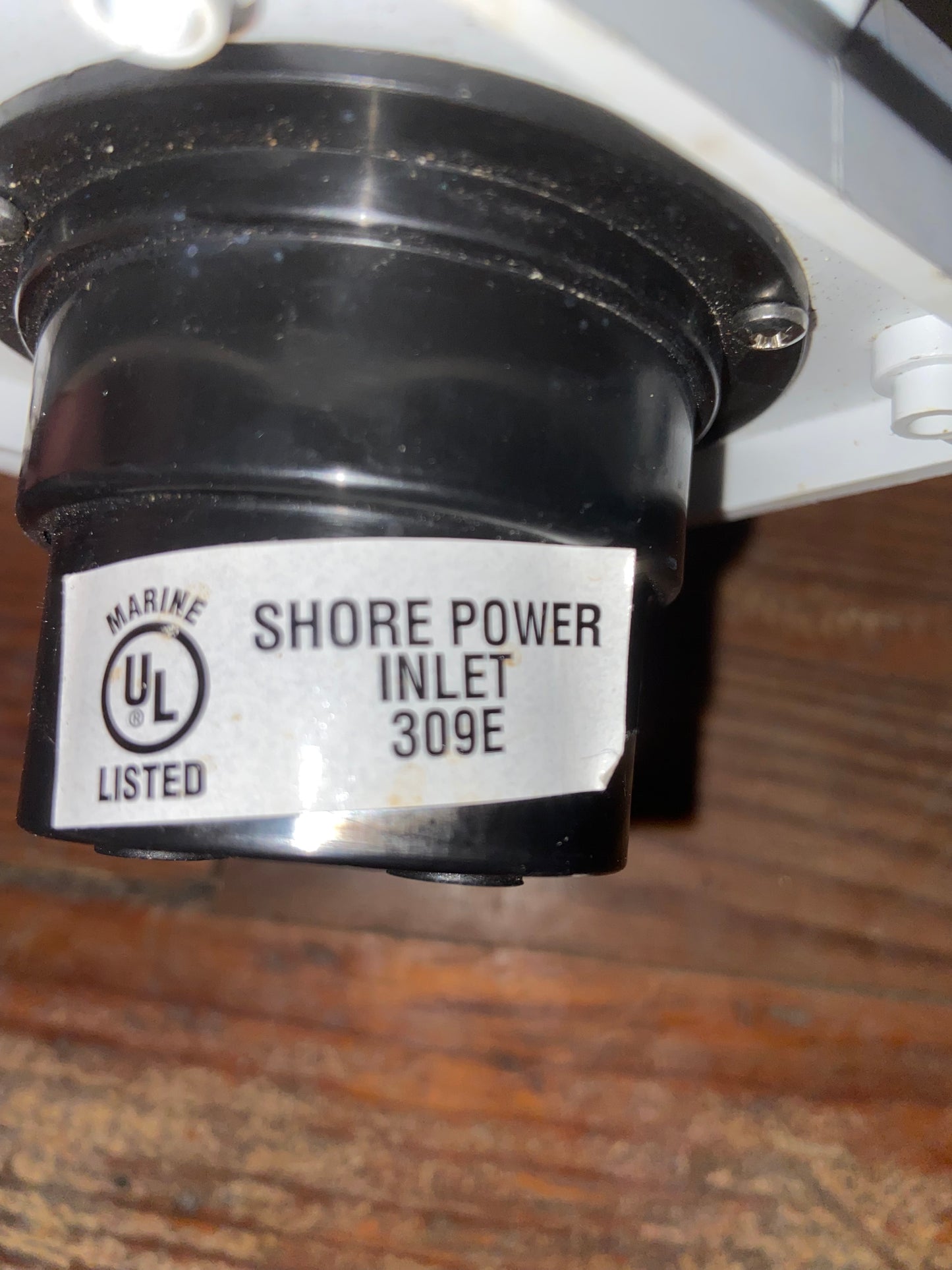 Marinco Easy Lock 30A 125V Squared Shore Power Inlet