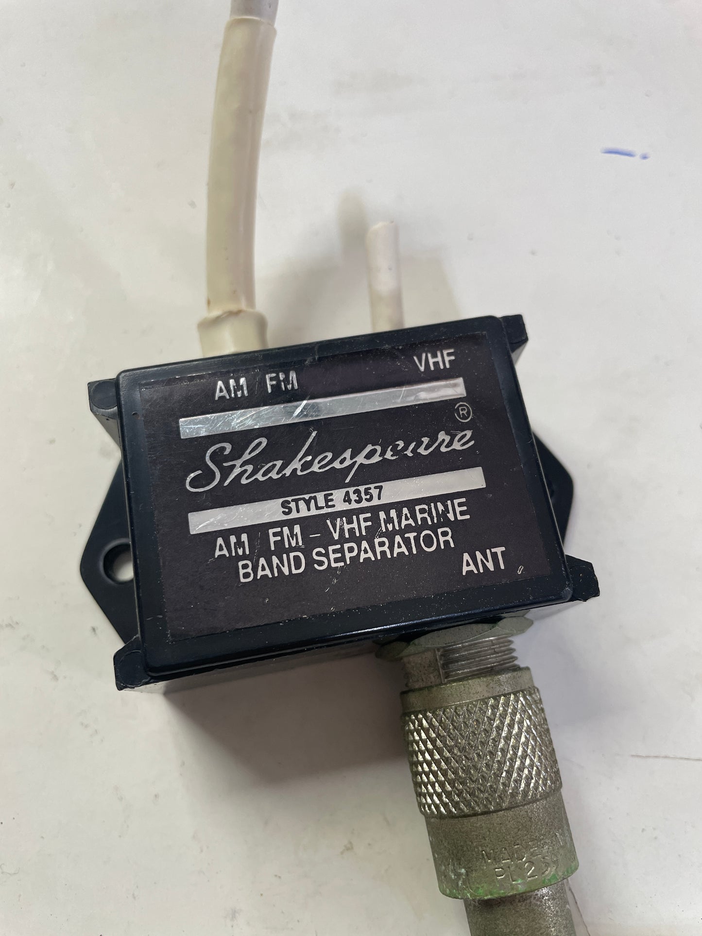 Shakespeare 4357 Marine Band Separator